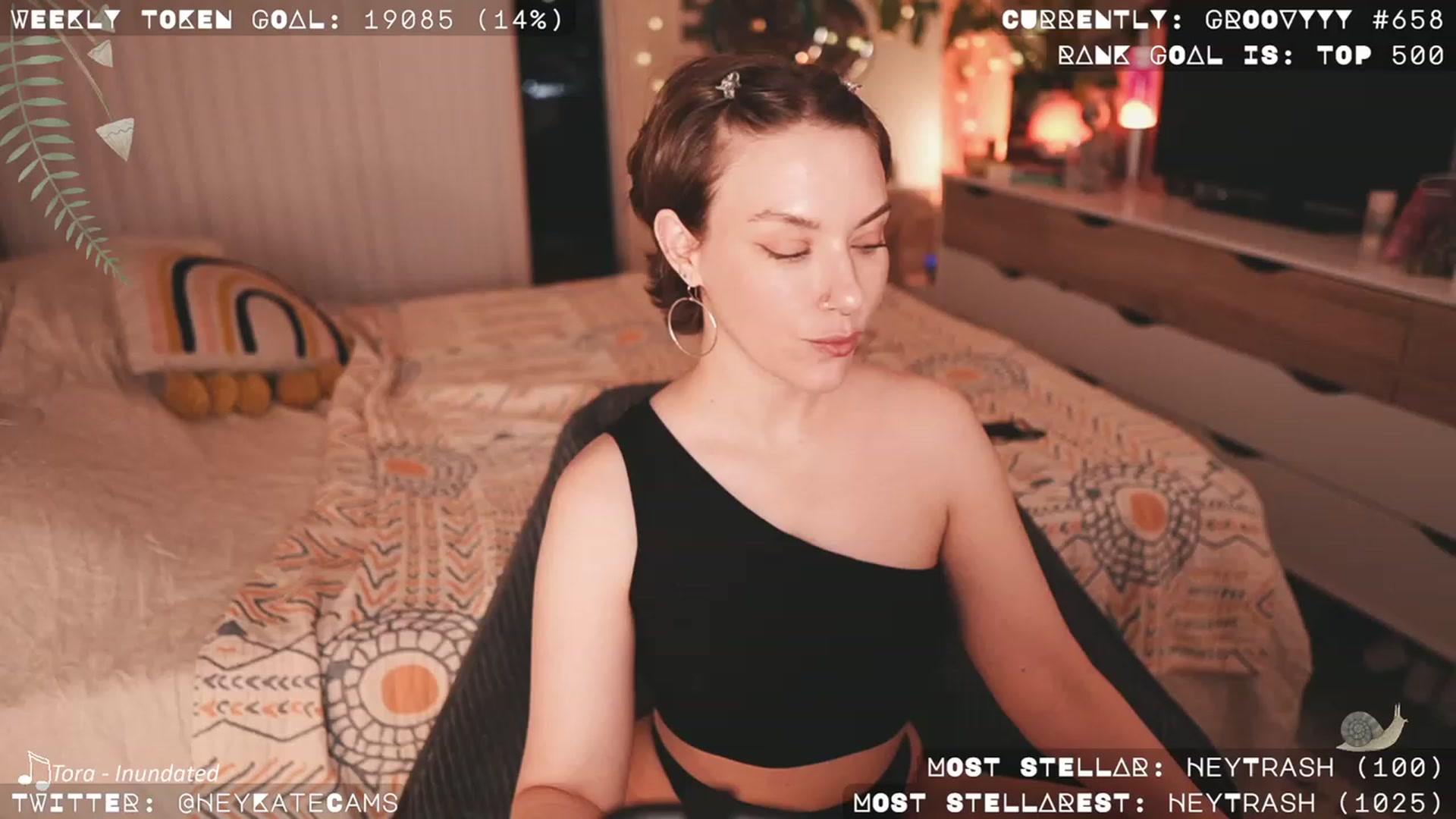 Gallery image thumbnail from HeyKate's myfreecams stream on, 09/27/2023, 03:40 image 17 of 20