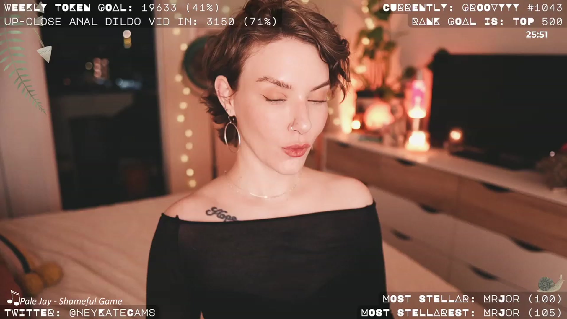 Gallery image thumbnail from HeyKate's myfreecams stream on, 10/08/2023, 04:15 image 7 of 20