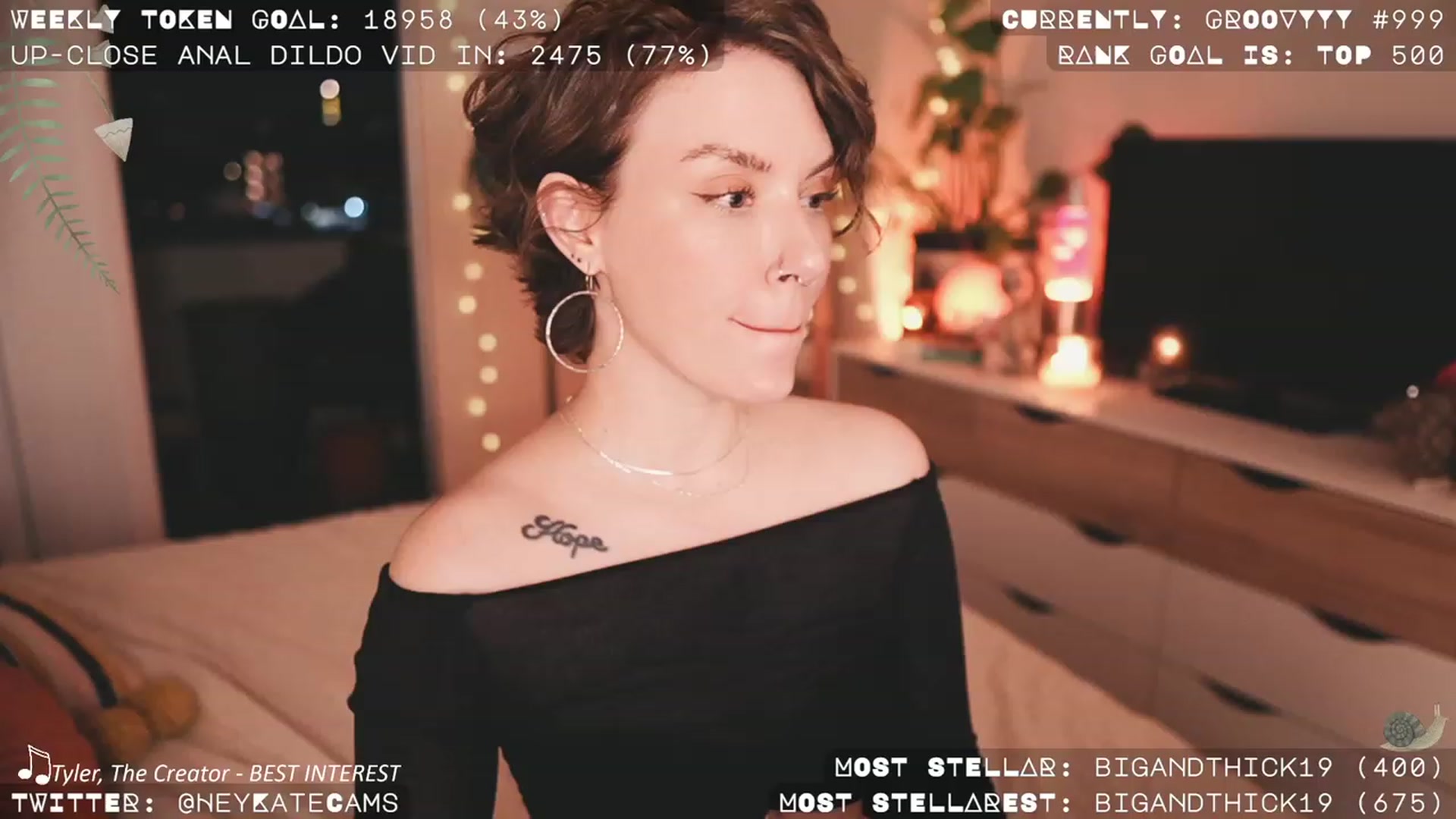 Gallery image thumbnail from HeyKate's myfreecams stream on, 10/08/2023, 04:15 image 14 of 20