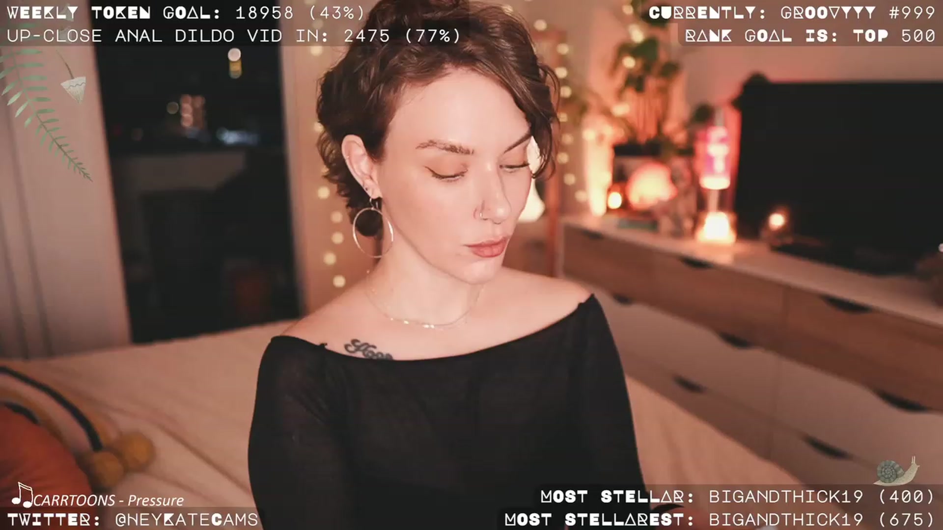 Gallery image thumbnail from HeyKate's myfreecams stream on, 10/08/2023, 04:15 image 18 of 20