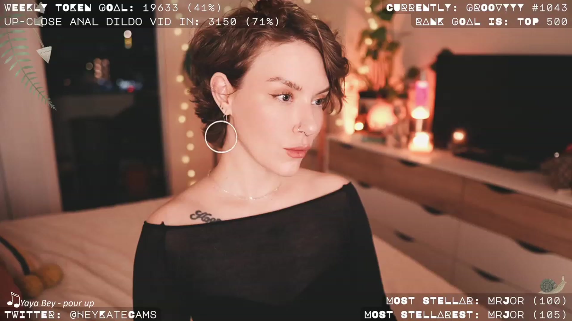 Gallery image thumbnail from HeyKate's myfreecams stream on, 10/08/2023, 04:15 image 5 of 20