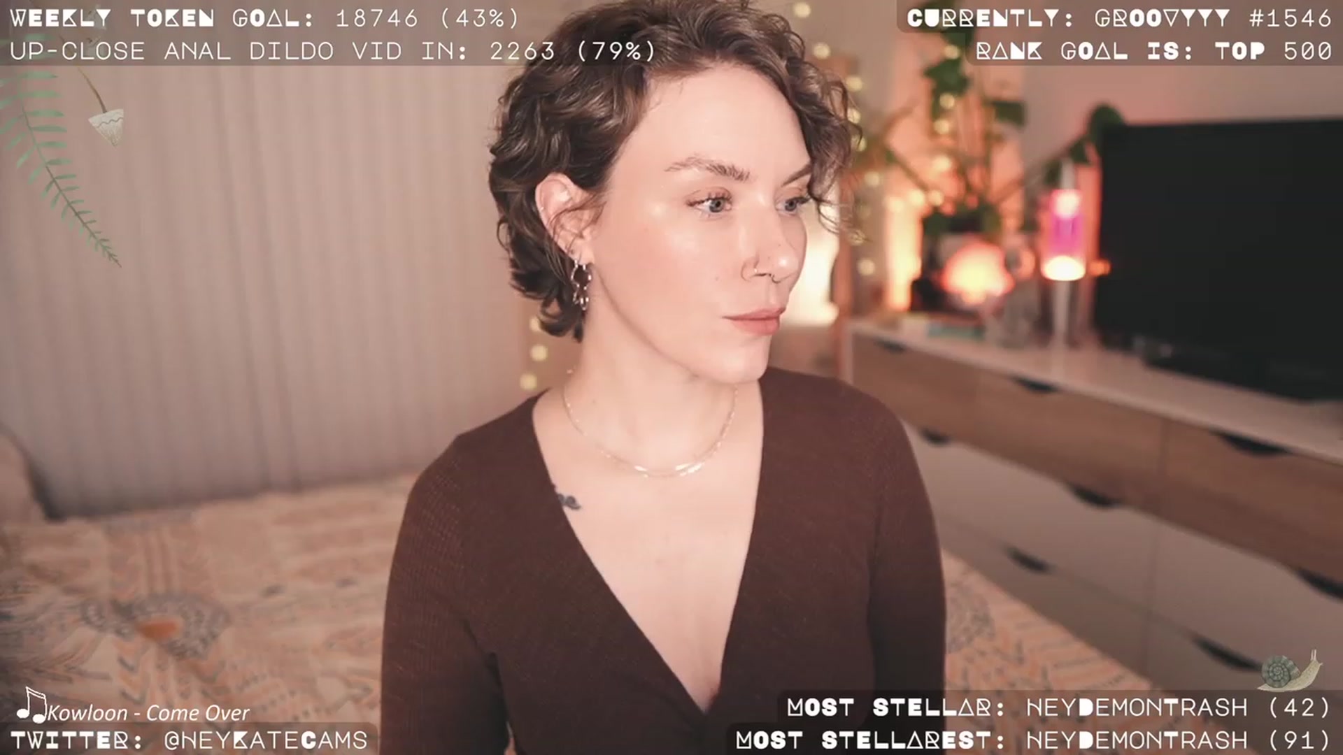 Gallery image thumbnail from HeyKate's myfreecams stream on, 10/12/2023, 02:36 image 6 of 20