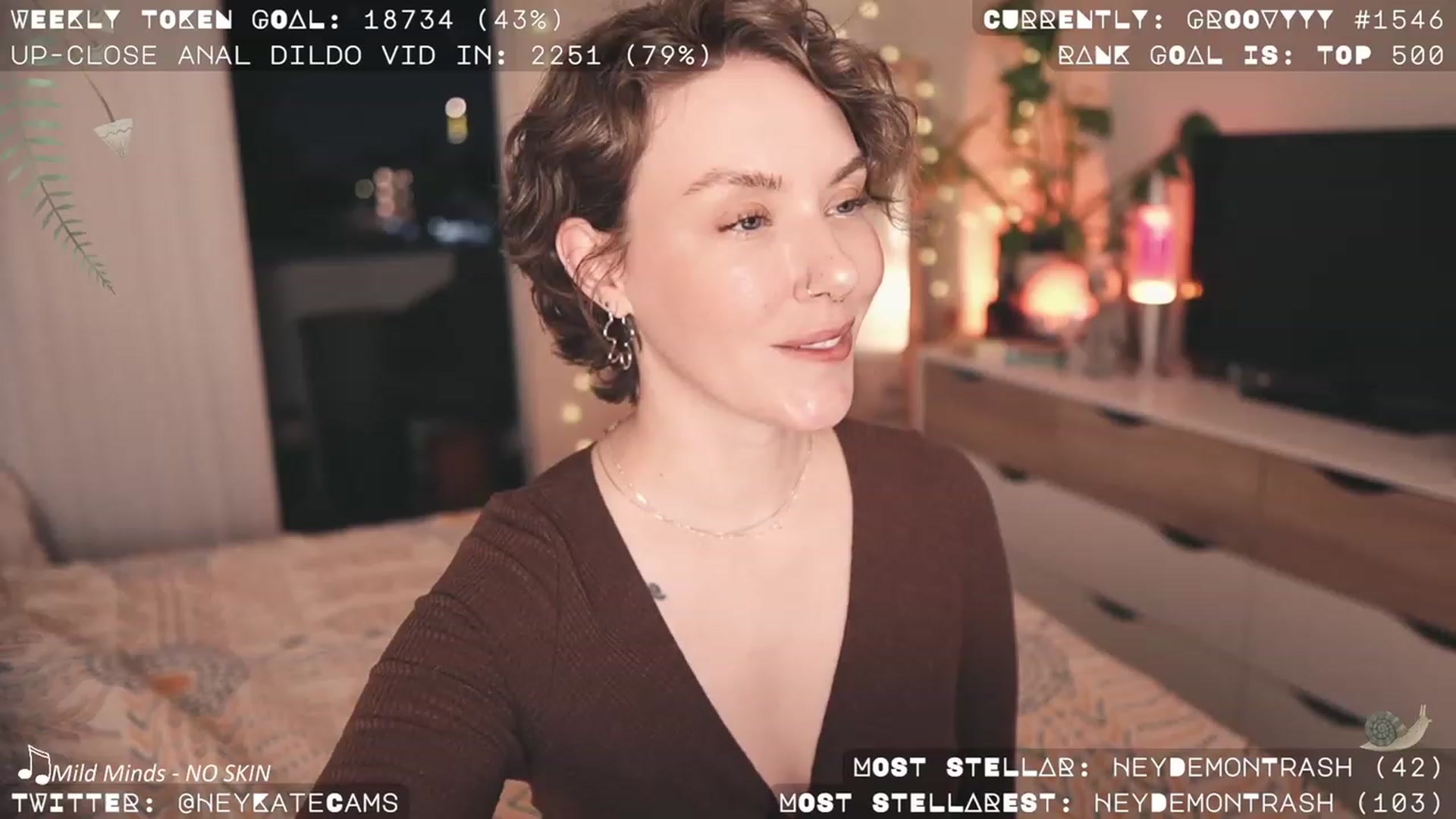 Gallery image thumbnail from HeyKate's myfreecams stream on, 10/12/2023, 02:36 image 13 of 20
