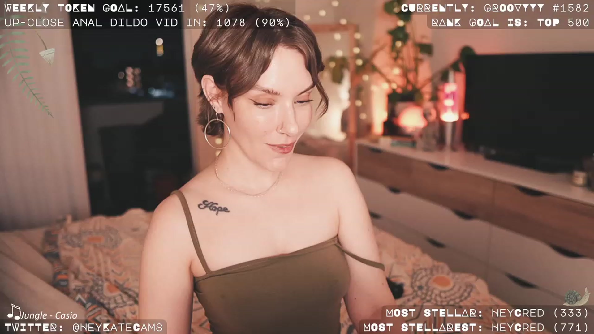 Gallery image thumbnail from HeyKate's myfreecams stream on, 10/13/2023, 03:18 image 1 of 20