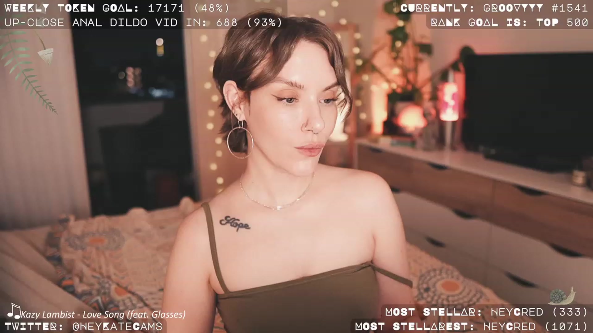 Gallery image thumbnail from HeyKate's myfreecams stream on, 10/13/2023, 03:18 image 11 of 20