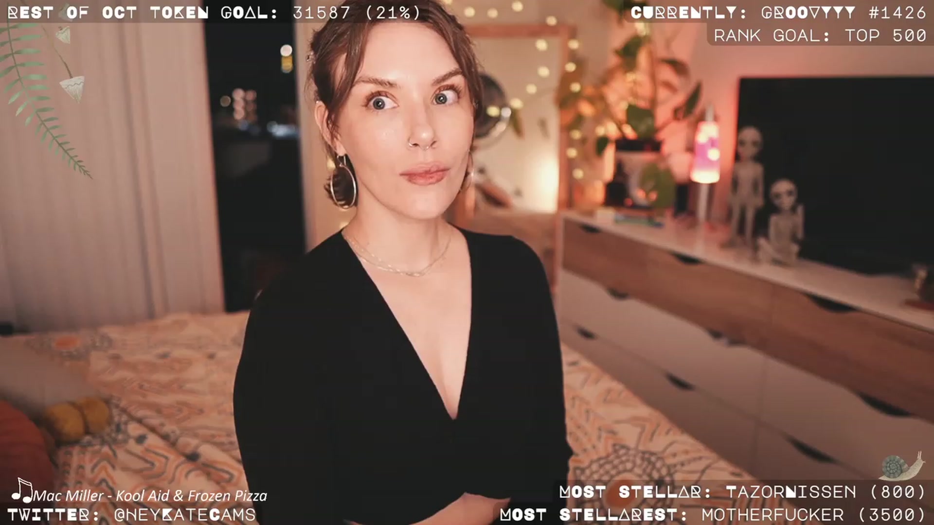 Gallery image thumbnail from HeyKate's myfreecams stream on, 10/22/2023, 06:49 image 3 of 20