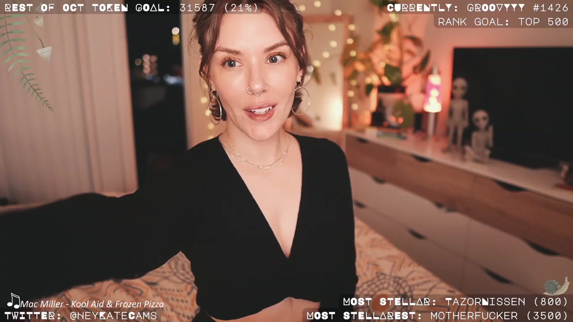 Gallery image thumbnail from HeyKate's myfreecams stream on, 10/22/2023, 06:49 image 2 of 20