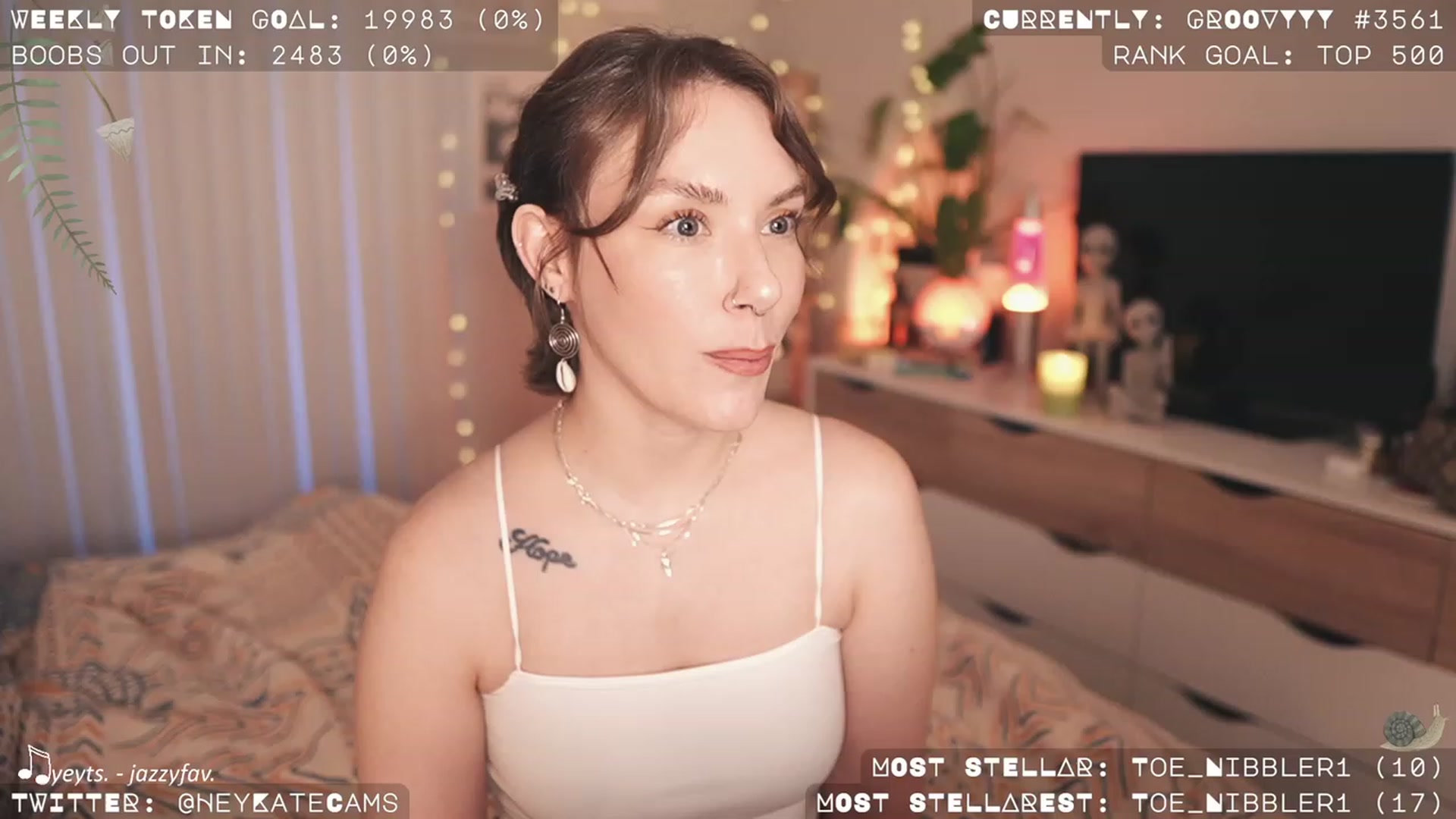 Gallery image thumbnail from HeyKate's myfreecams stream on, 11/02/2023, 01:39 image 13 of 20