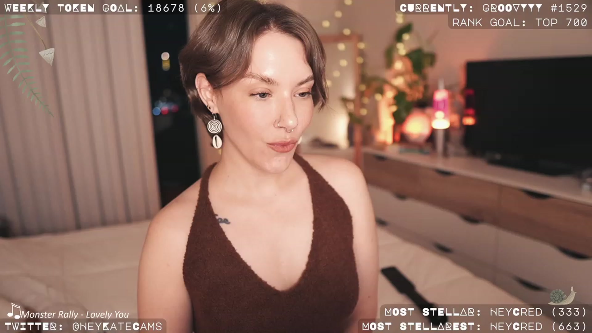 Gallery image thumbnail from HeyKate's myfreecams stream on, 11/10/2023, 03:50 image 14 of 20