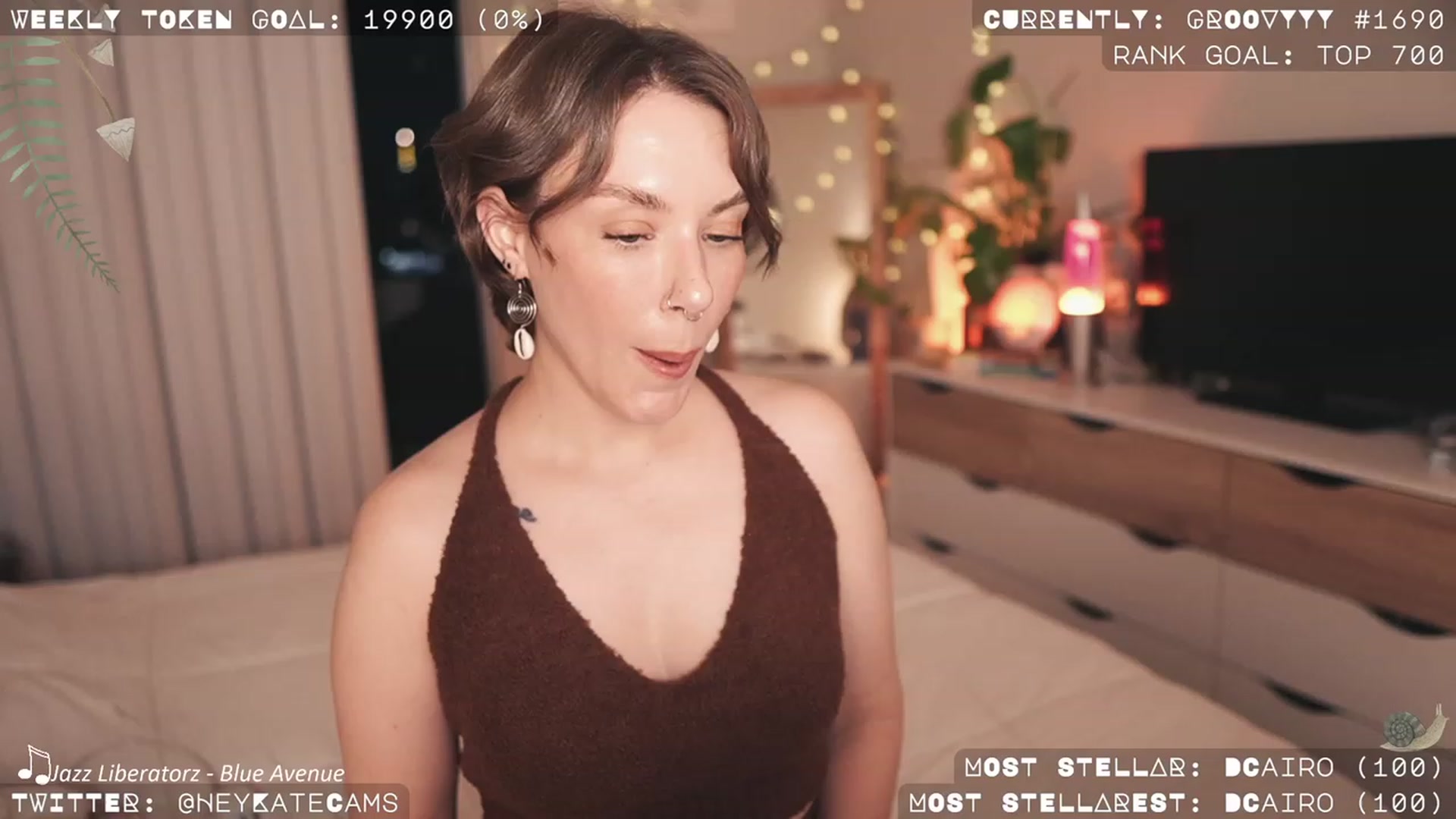 Gallery image thumbnail from HeyKate's myfreecams stream on, 11/10/2023, 03:50 image 5 of 20