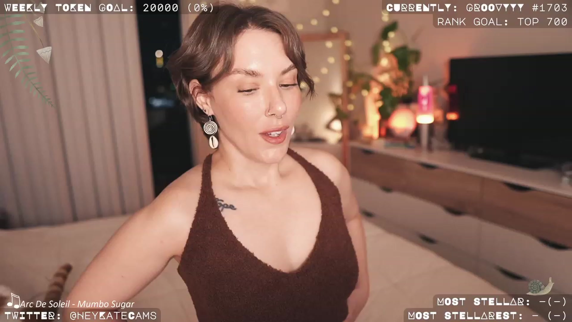 Gallery image thumbnail from HeyKate's myfreecams stream on, 11/10/2023, 03:50 image 2 of 20