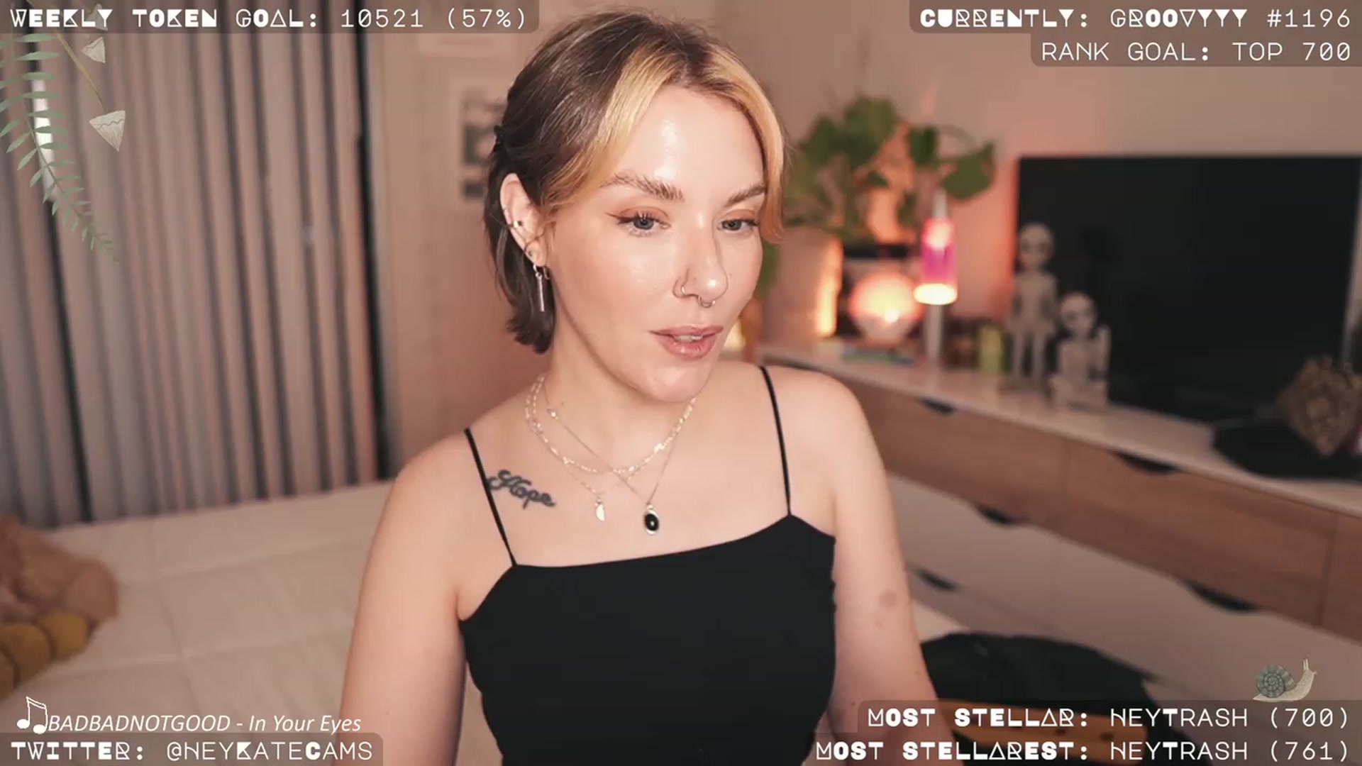 Gallery image thumbnail from HeyKate's myfreecams stream on, 11/26/2023, 04:25 image 2 of 20
