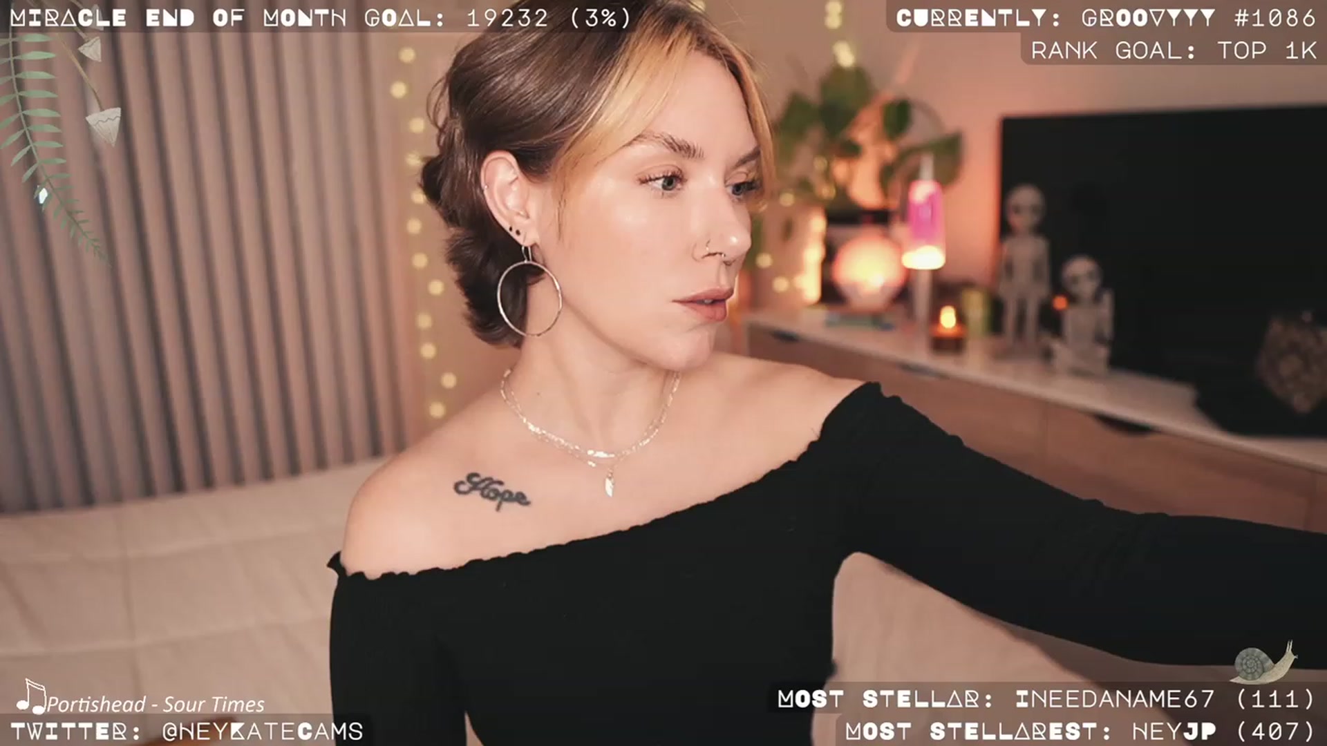 Gallery image thumbnail from HeyKate's myfreecams stream on, 11/29/2023, 03:53 image 11 of 20