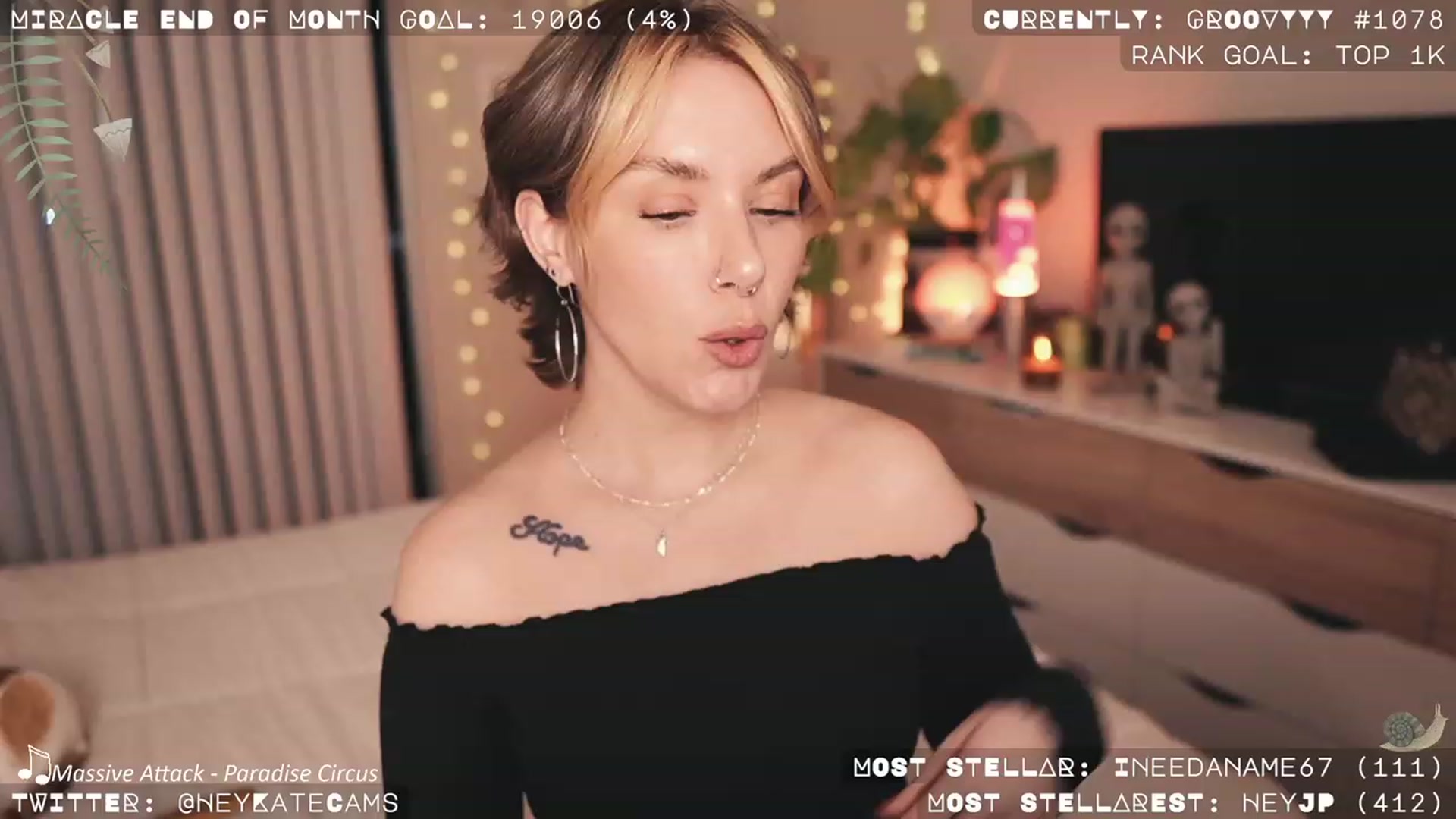 Gallery image thumbnail from HeyKate's myfreecams stream on, 11/29/2023, 03:53 image 15 of 20