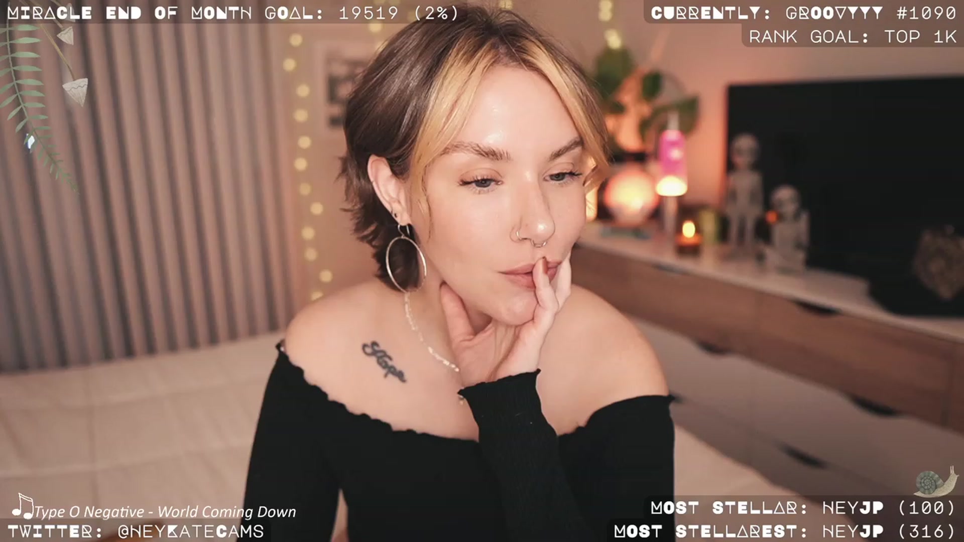 Gallery image thumbnail from HeyKate's myfreecams stream on, 11/29/2023, 03:53 image 8 of 20