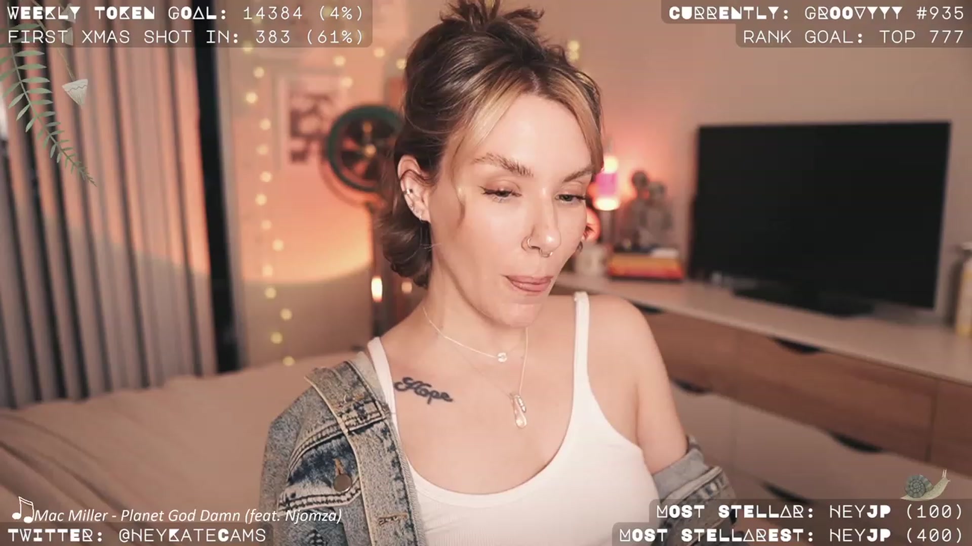 Gallery image thumbnail from HeyKate's myfreecams stream on, 12/13/2023, 06:28 image 4 of 20