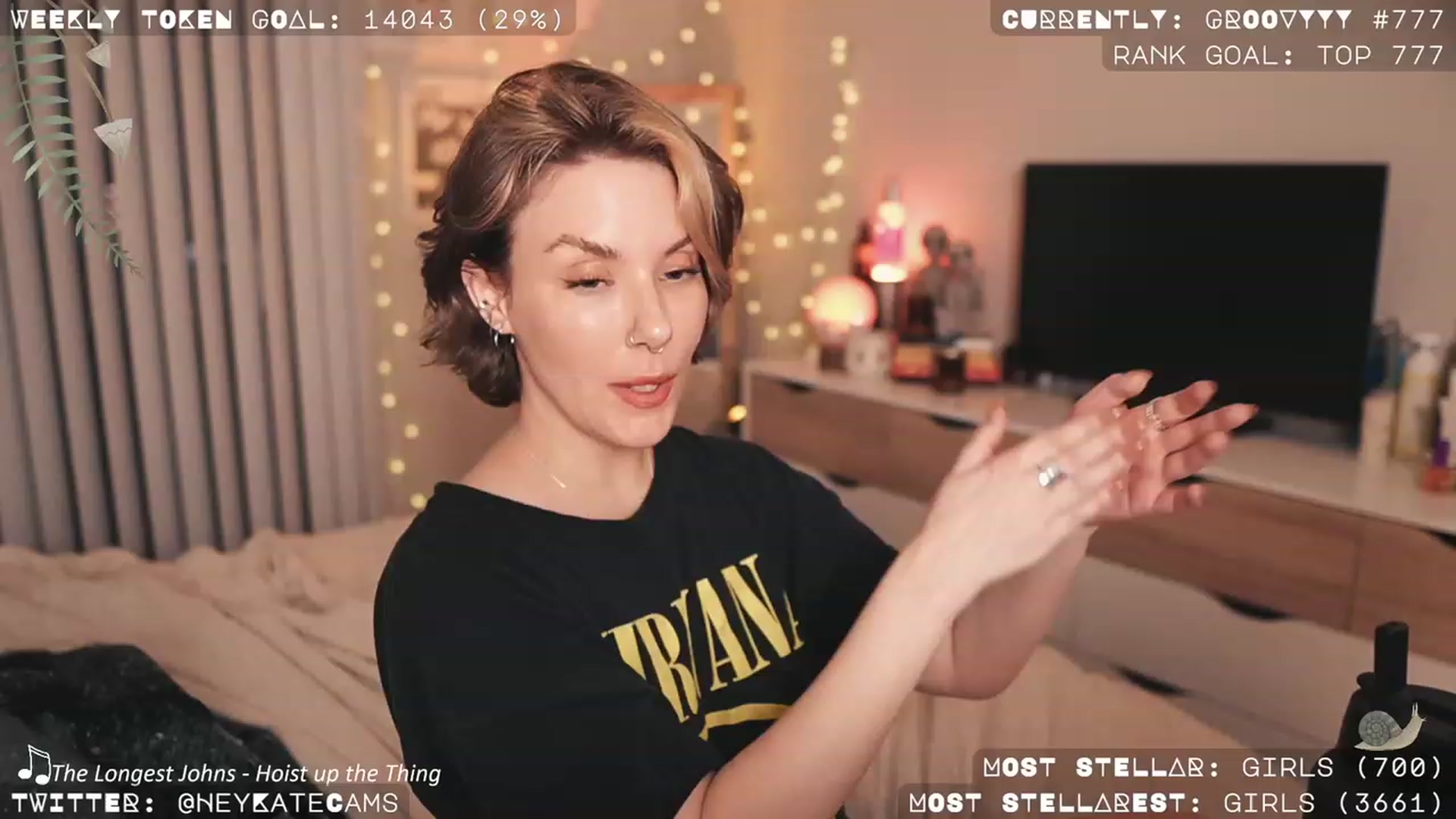 Gallery image thumbnail from HeyKate's myfreecams stream on, 12/21/2023, 10:58 image 2 of 20