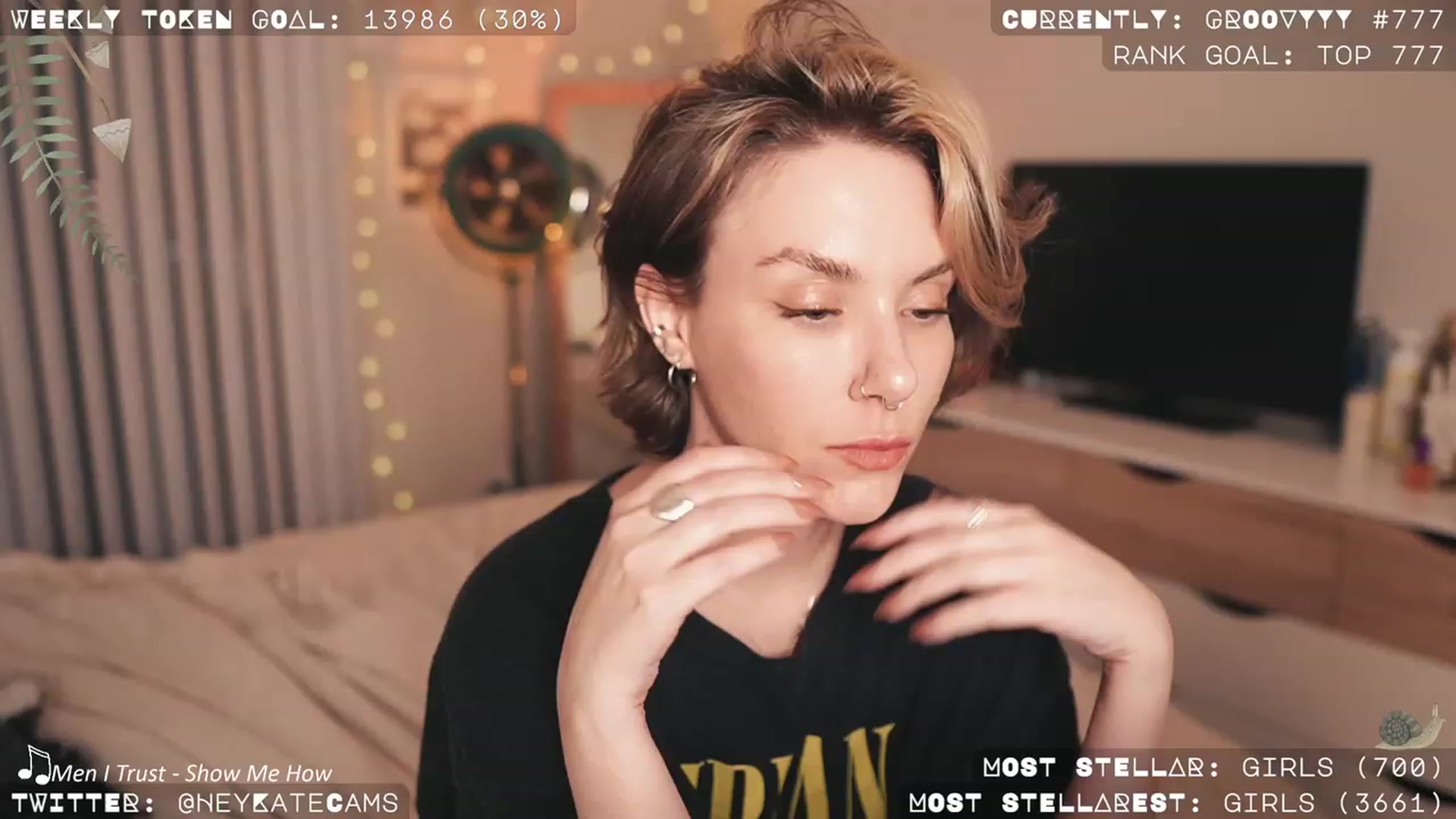 Gallery image thumbnail from HeyKate's myfreecams stream on, 12/21/2023, 10:58 image 8 of 20