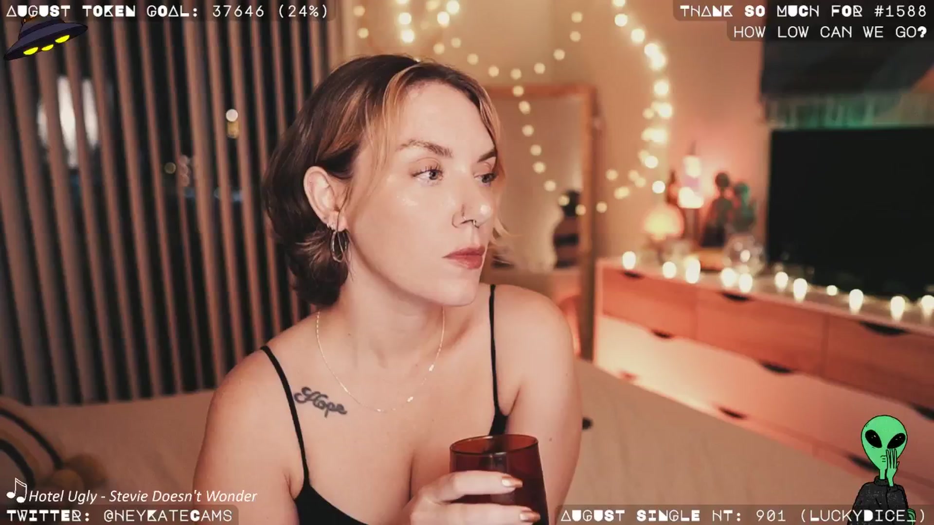 Gallery image thumbnail from HeyKate's myfreecams stream on, 08/11/2024, 05:57 image 9 of 20