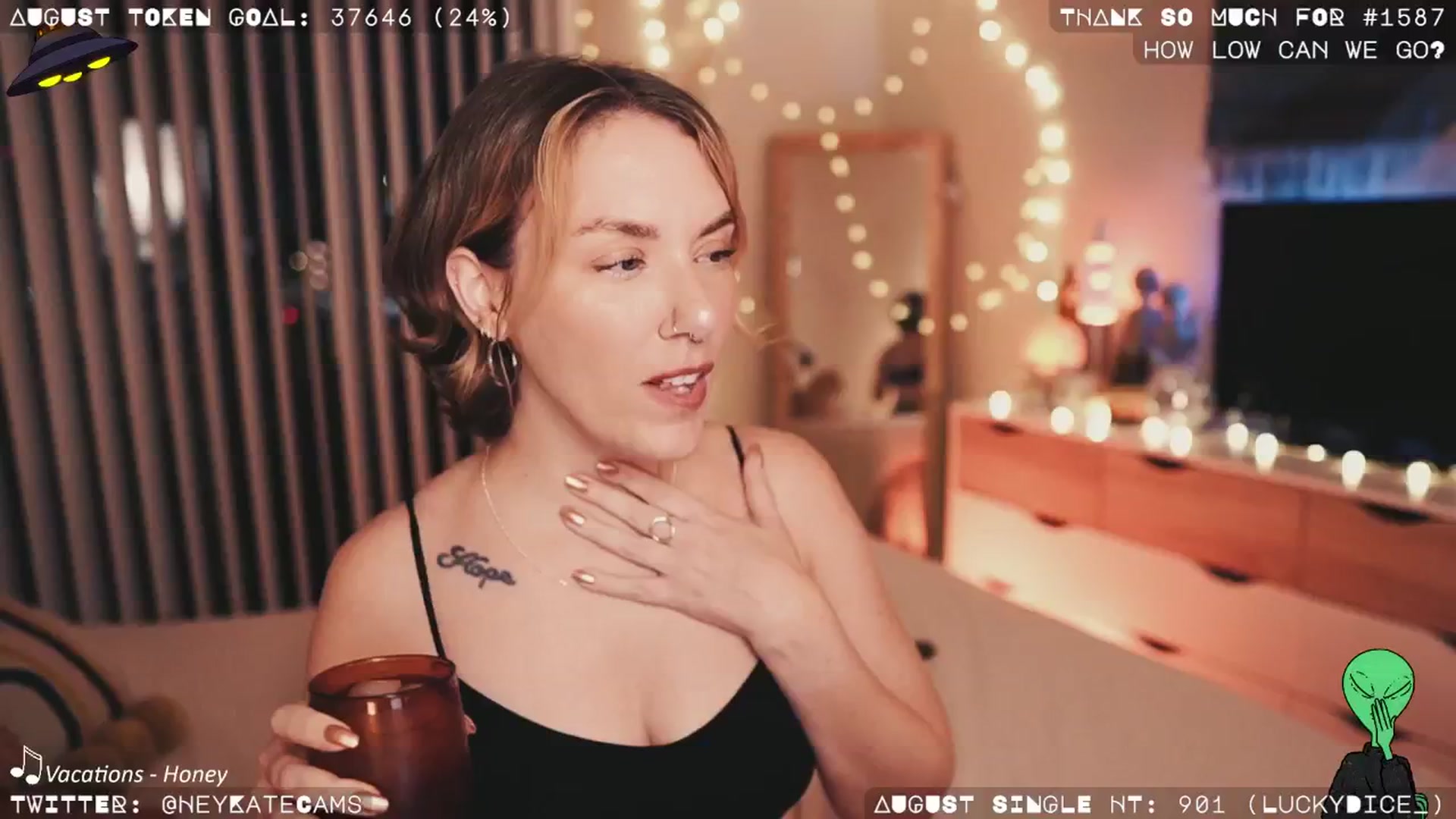 Gallery image thumbnail from HeyKate's myfreecams stream on, 08/11/2024, 05:57 image 3 of 20
