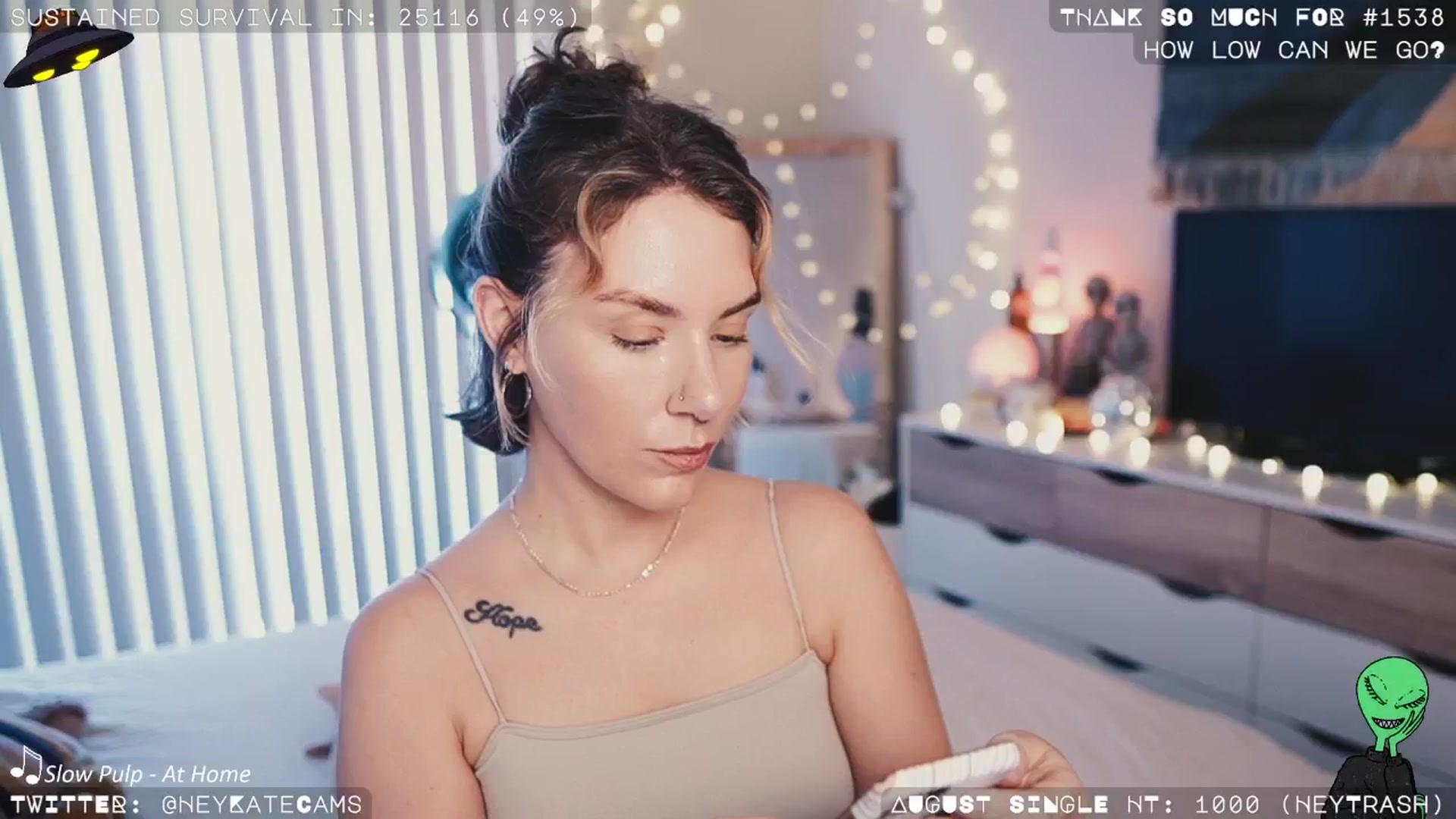 Gallery image thumbnail from HeyKate's myfreecams stream on, 08/22/2024, 22:18 image 9 of 20