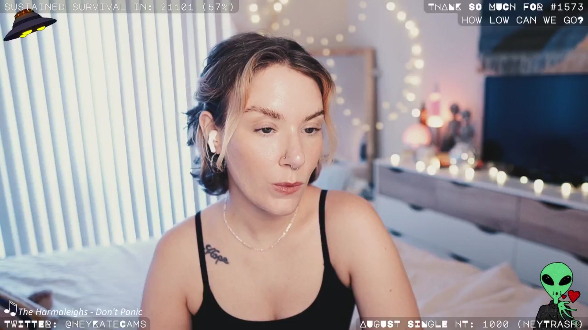 Gallery image thumbnail from HeyKate's myfreecams stream on, 08/27/2024, 22:33 image 18 of 20