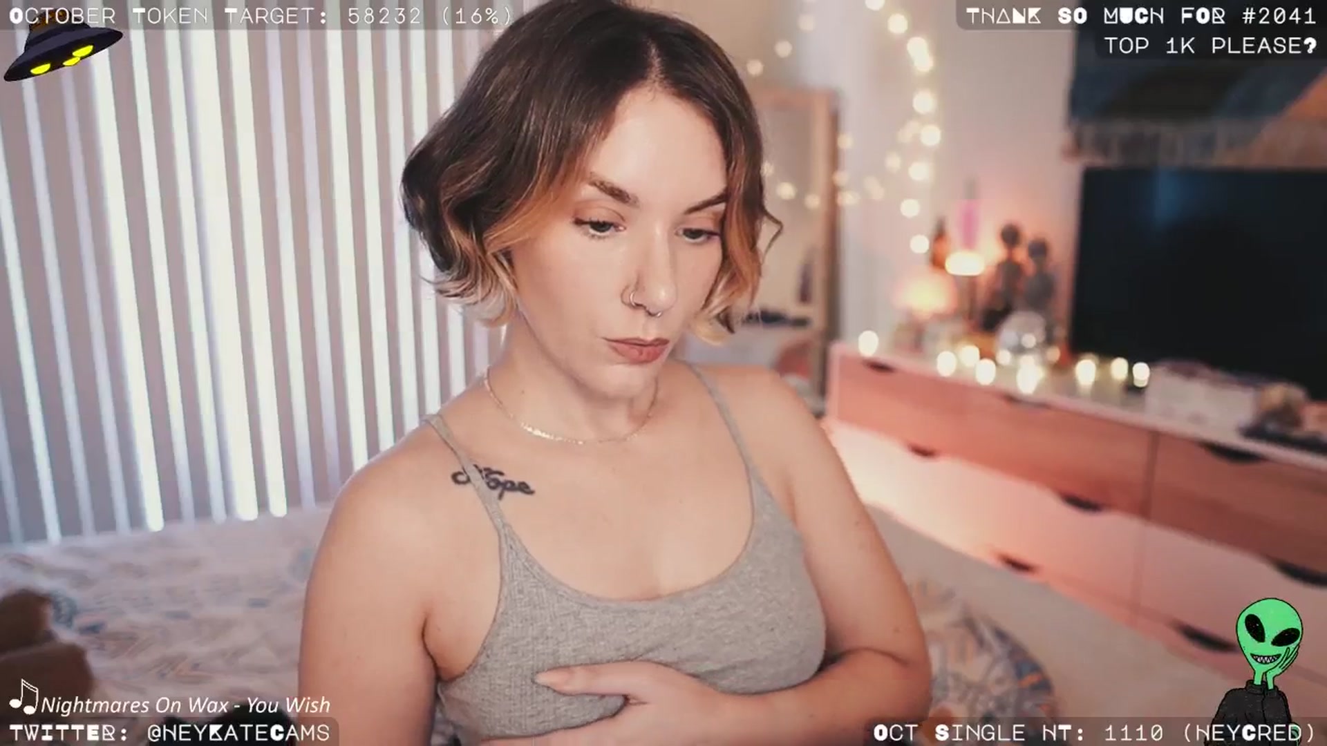 Gallery image thumbnail from HeyKate's myfreecams stream on, 10/18/2024, 24:02 image 15 of 20