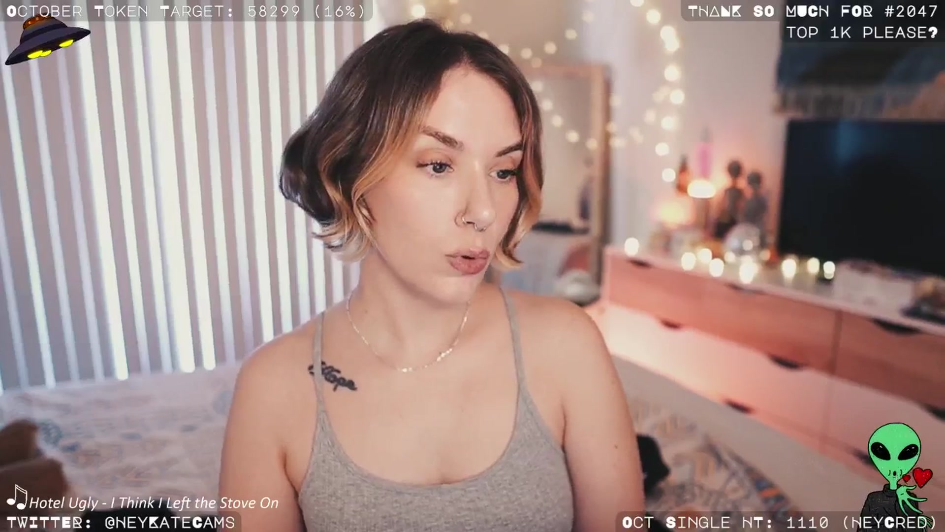 Gallery image thumbnail from HeyKate's myfreecams stream on, 10/18/2024, 24:02 image 11 of 20