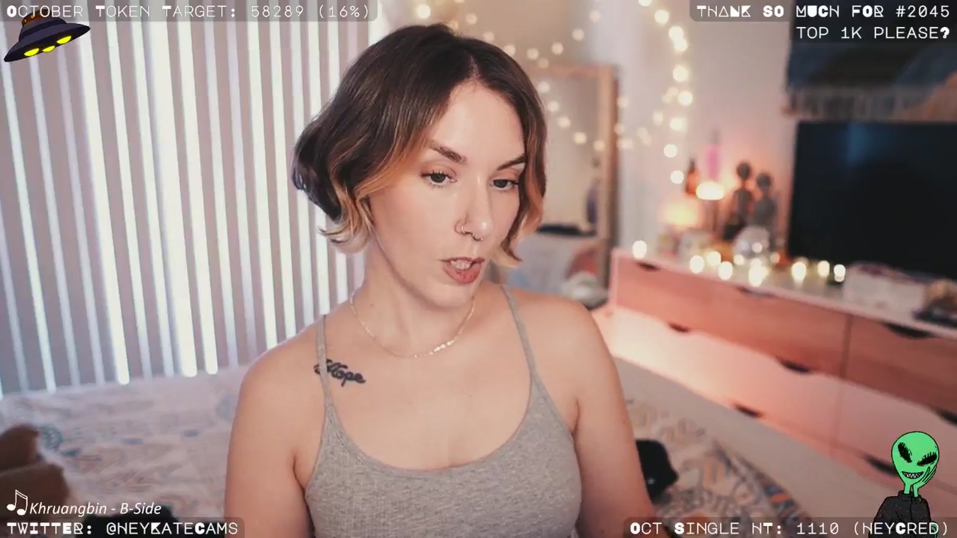 Gallery image thumbnail from HeyKate's myfreecams stream on, 10/18/2024, 24:02 image 13 of 20