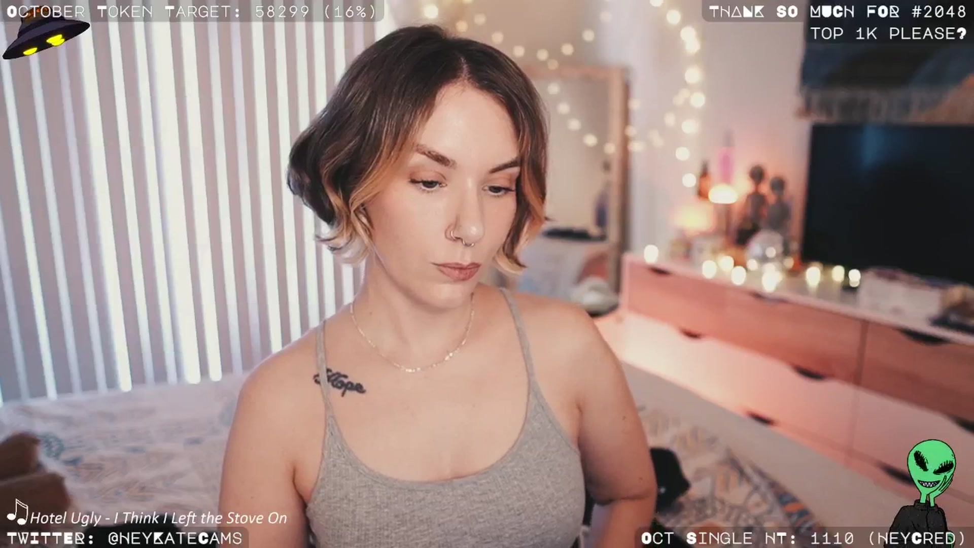 Gallery image thumbnail from HeyKate's myfreecams stream on, 10/18/2024, 24:02 image 10 of 20