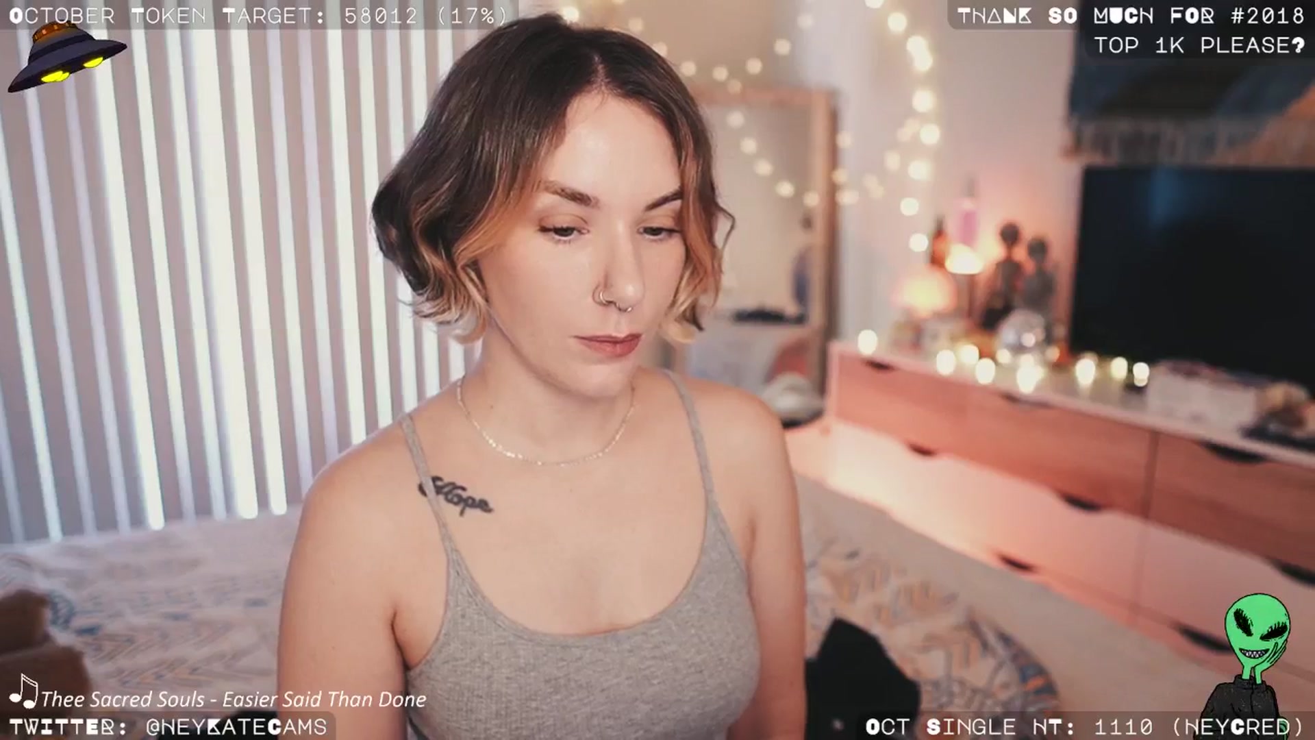 Gallery image thumbnail from HeyKate's myfreecams stream on, 10/18/2024, 24:02 image 18 of 20