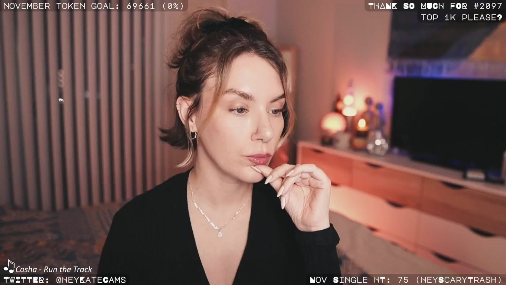 Gallery image thumbnail from HeyKate's myfreecams stream on, 11/02/2024, 02:37 image 14 of 20