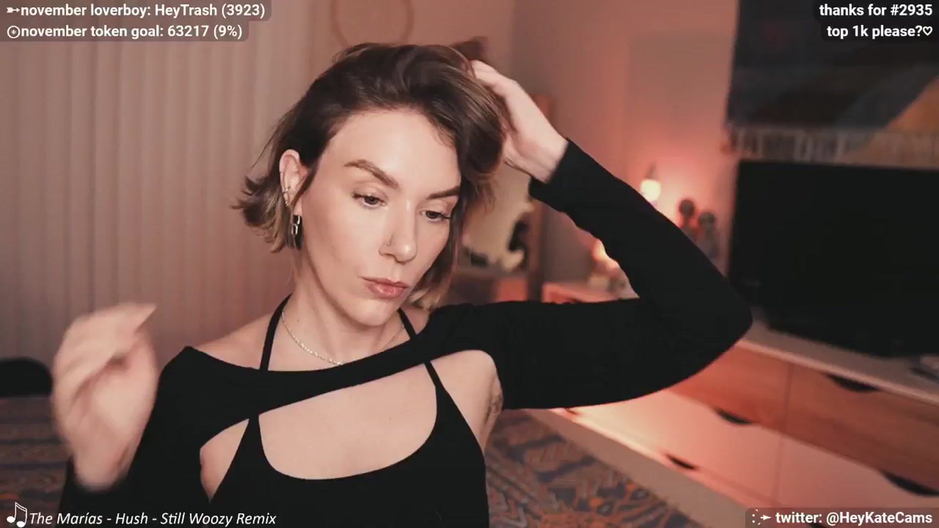 Gallery image thumbnail from HeyKate's myfreecams stream on, 11/14/2024, 01:55 image 13 of 20