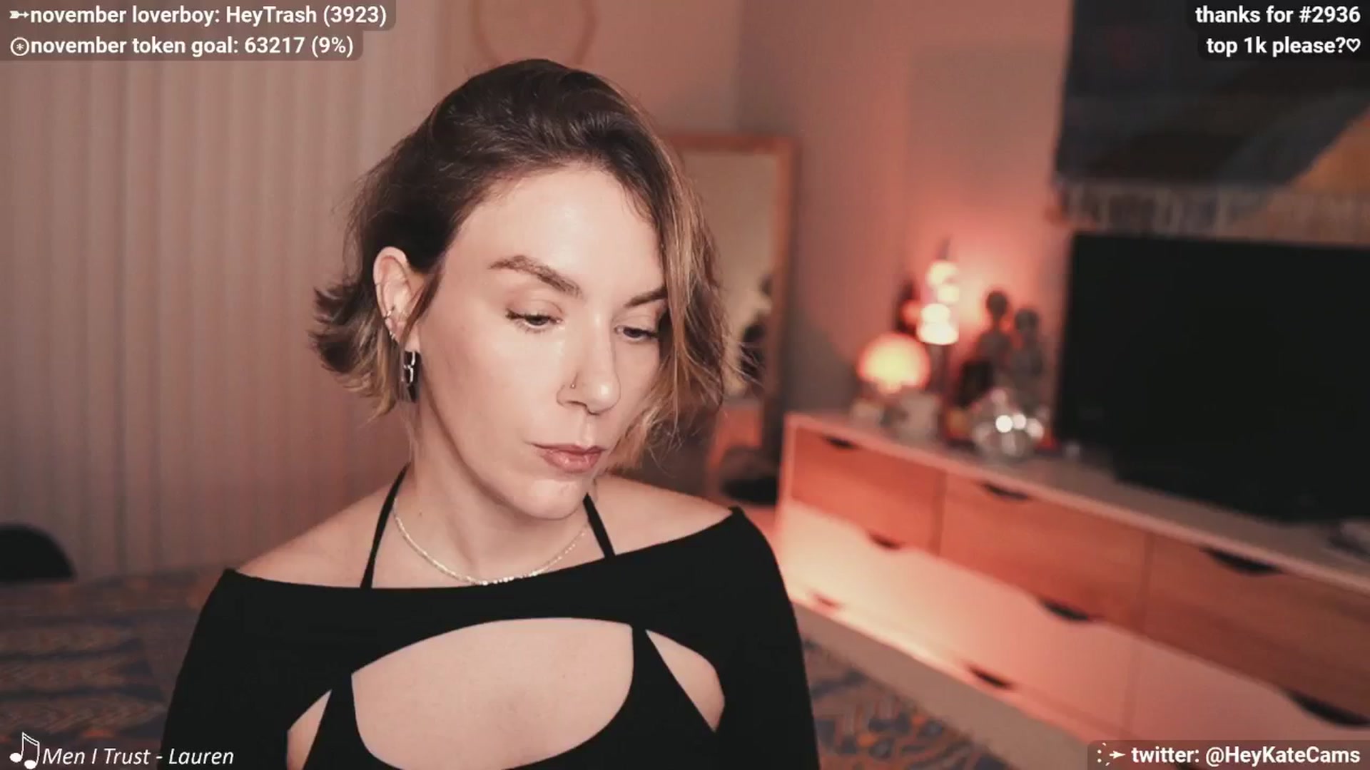 Gallery image thumbnail from HeyKate's myfreecams stream on, 11/14/2024, 01:55 image 12 of 20