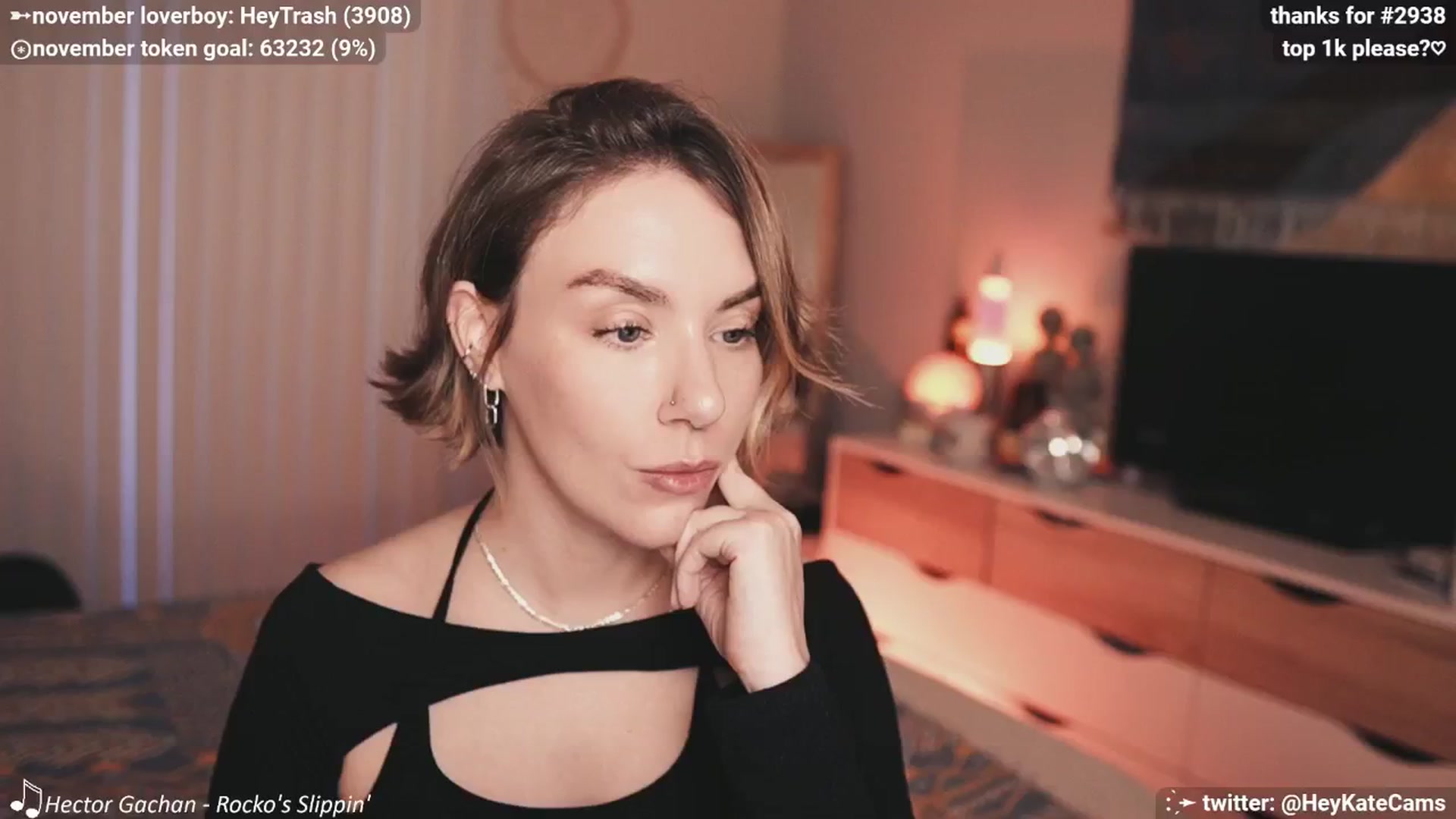 Gallery image thumbnail from HeyKate's myfreecams stream on, 11/14/2024, 01:55 image 6 of 20