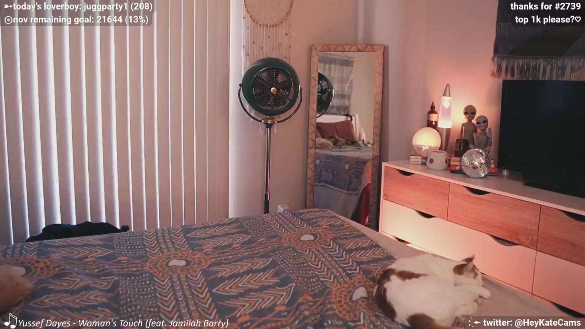 Gallery image thumbnail from HeyKate's myfreecams stream on, 11/26/2024, 01:33 image 6 of 20