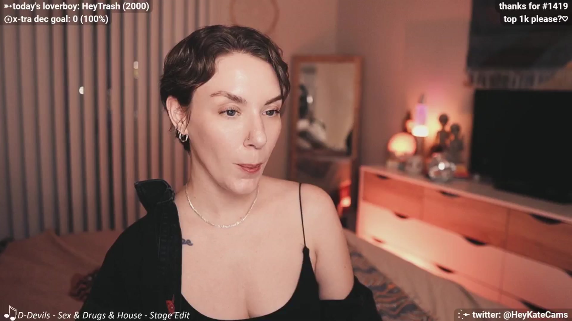 Gallery image thumbnail from HeyKate's myfreecams stream on, 01/01/2025, 05:08 image 19 of 20