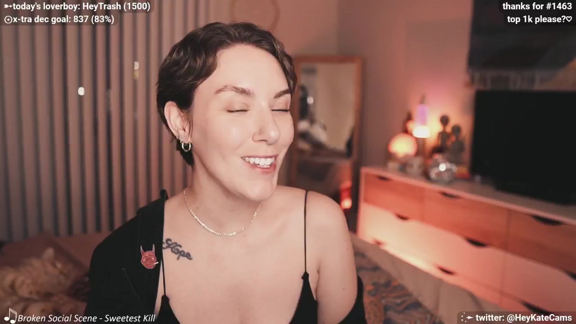 Gallery image thumbnail from HeyKate's myfreecams stream on, 01/01/2025, 05:08 image 10 of 20