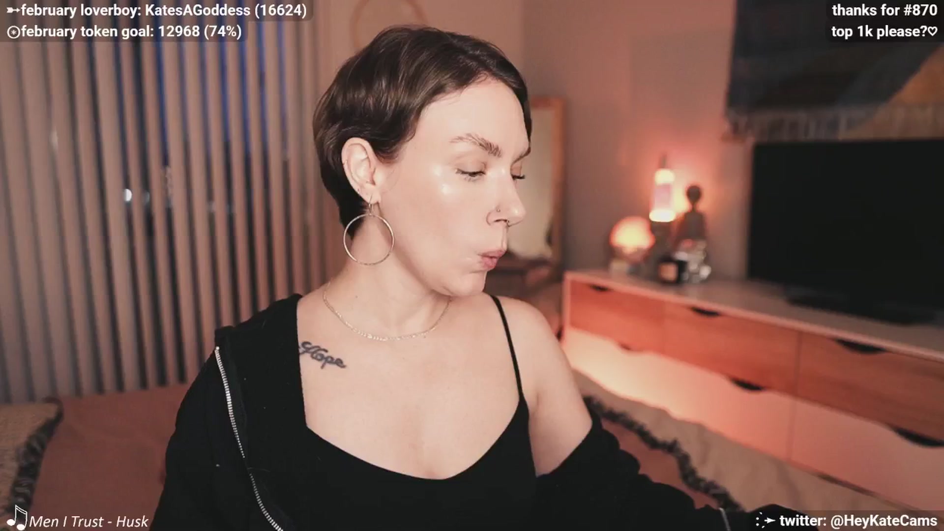 Gallery image thumbnail from HeyKate's myfreecams stream on, 02/19/2025, 04:09 image 5 of 20