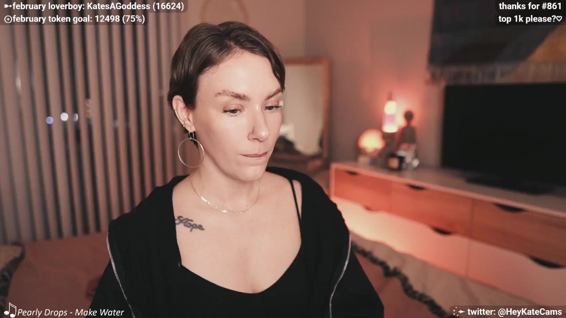Gallery image thumbnail from HeyKate's myfreecams stream on, 02/19/2025, 04:09 image 7 of 20