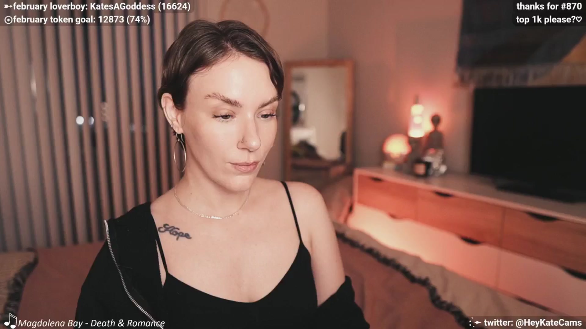 Gallery image thumbnail from HeyKate's myfreecams stream on, 02/19/2025, 04:09 image 6 of 20