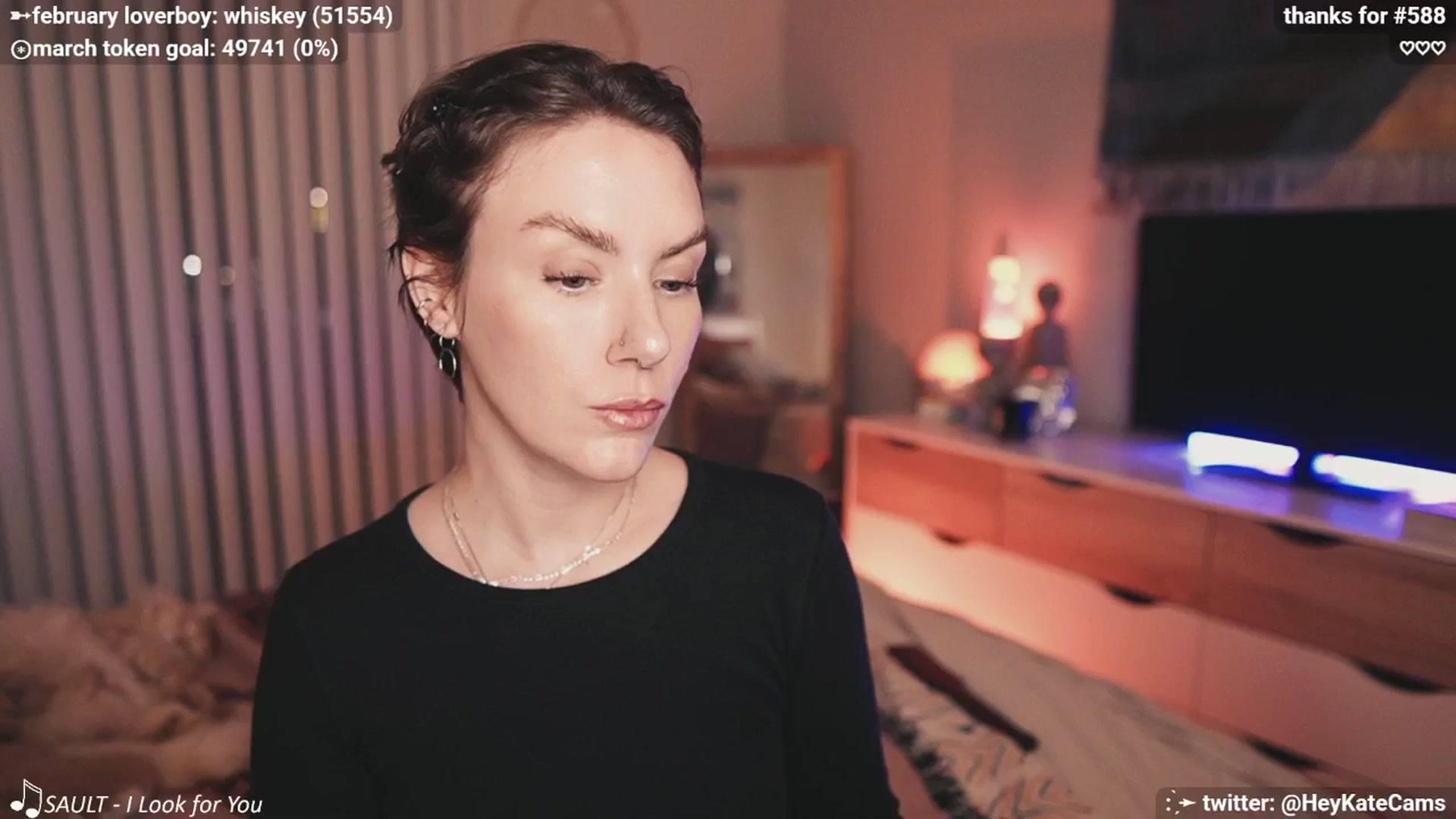 Gallery image thumbnail from HeyKate's myfreecams stream on, 03/01/2025, 03:16 image 11 of 20