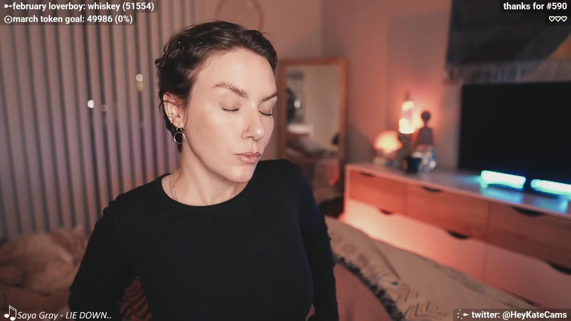 Gallery image thumbnail from HeyKate's myfreecams stream on, 03/01/2025, 03:16 image 9 of 20