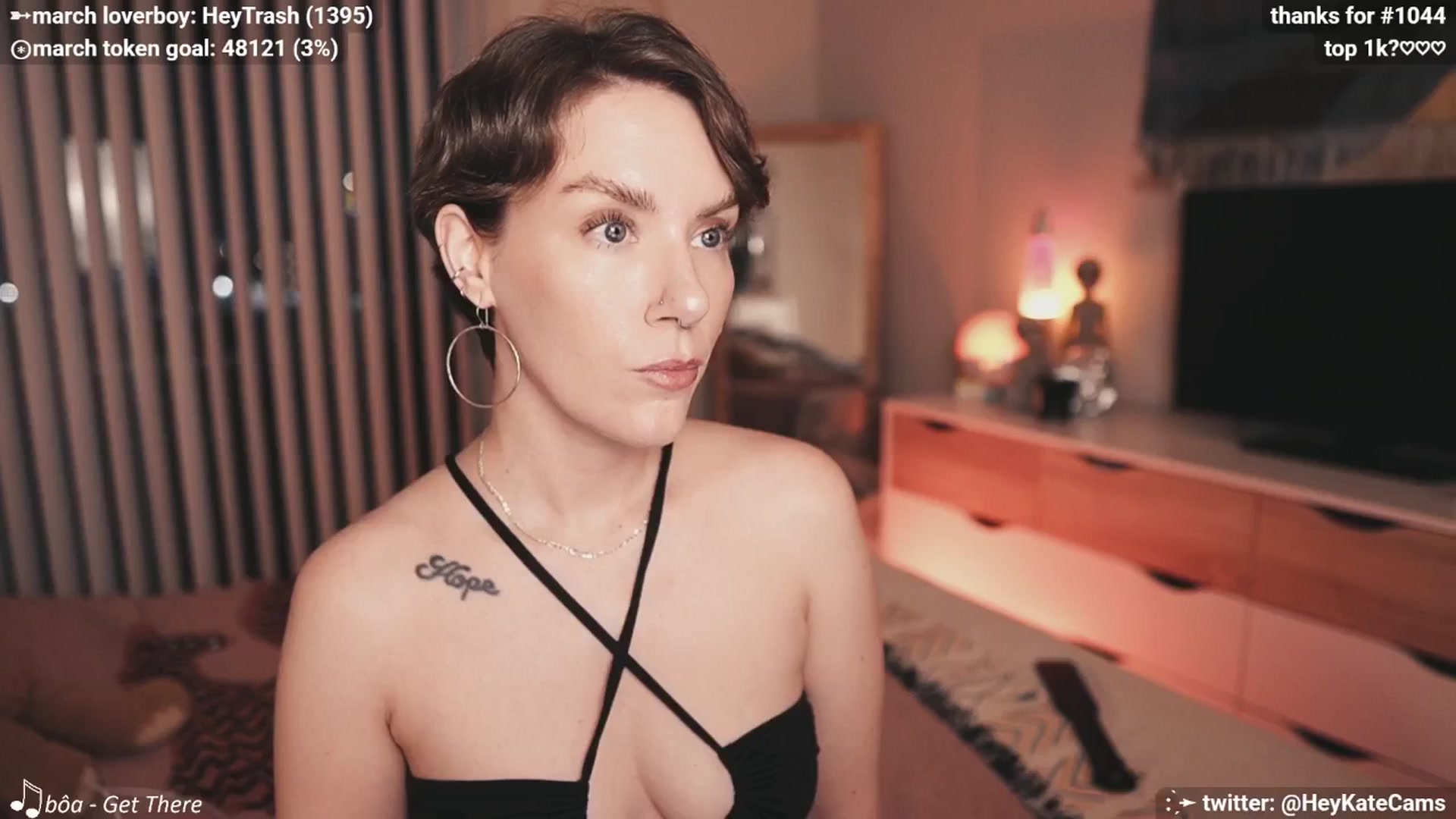 Gallery image thumbnail from HeyKate's myfreecams stream on, 03/02/2025, 03:34 image 1 of 20