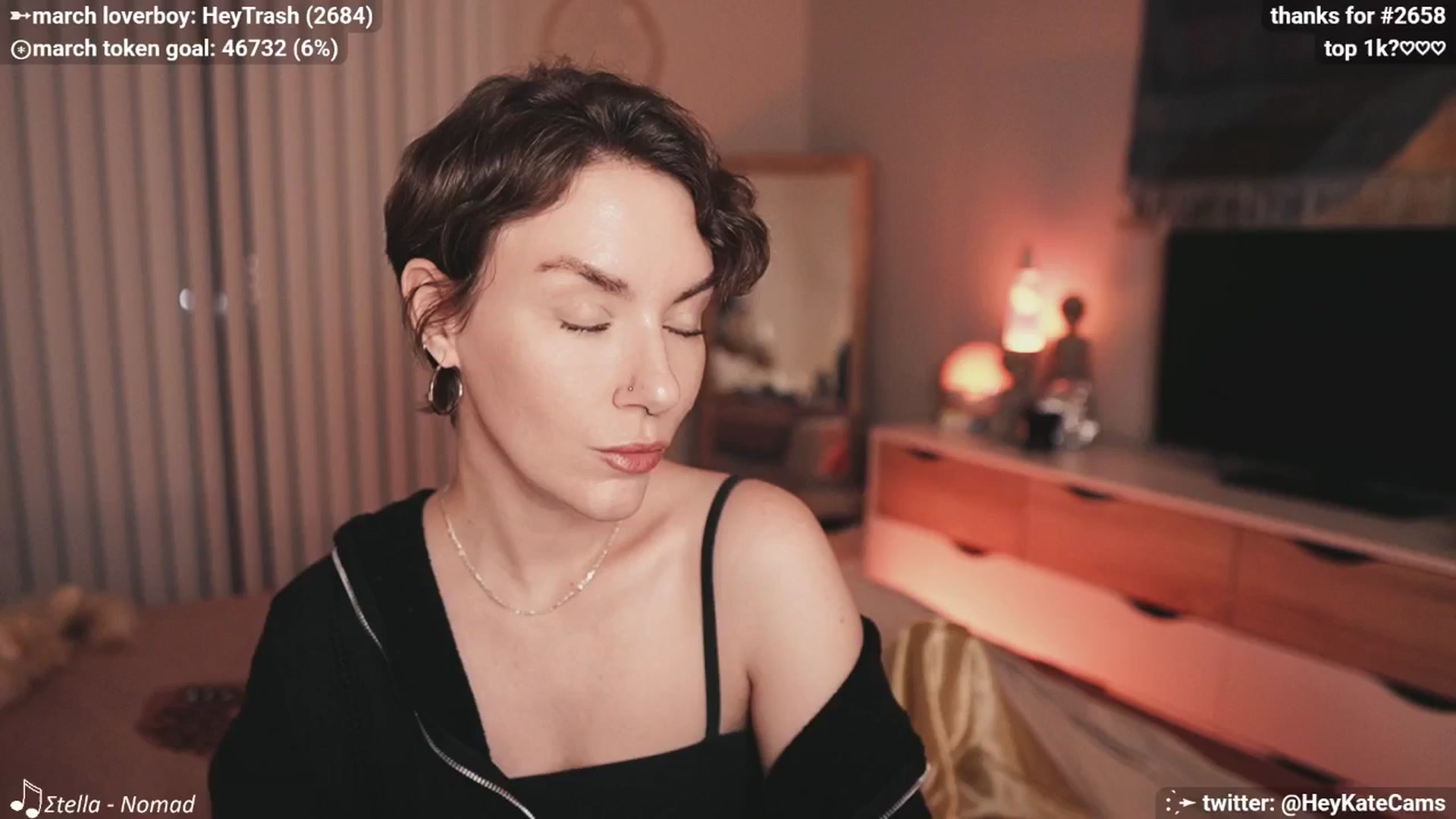 Gallery image thumbnail from HeyKate's myfreecams stream on, 03/06/2025, 03:04 image 15 of 20