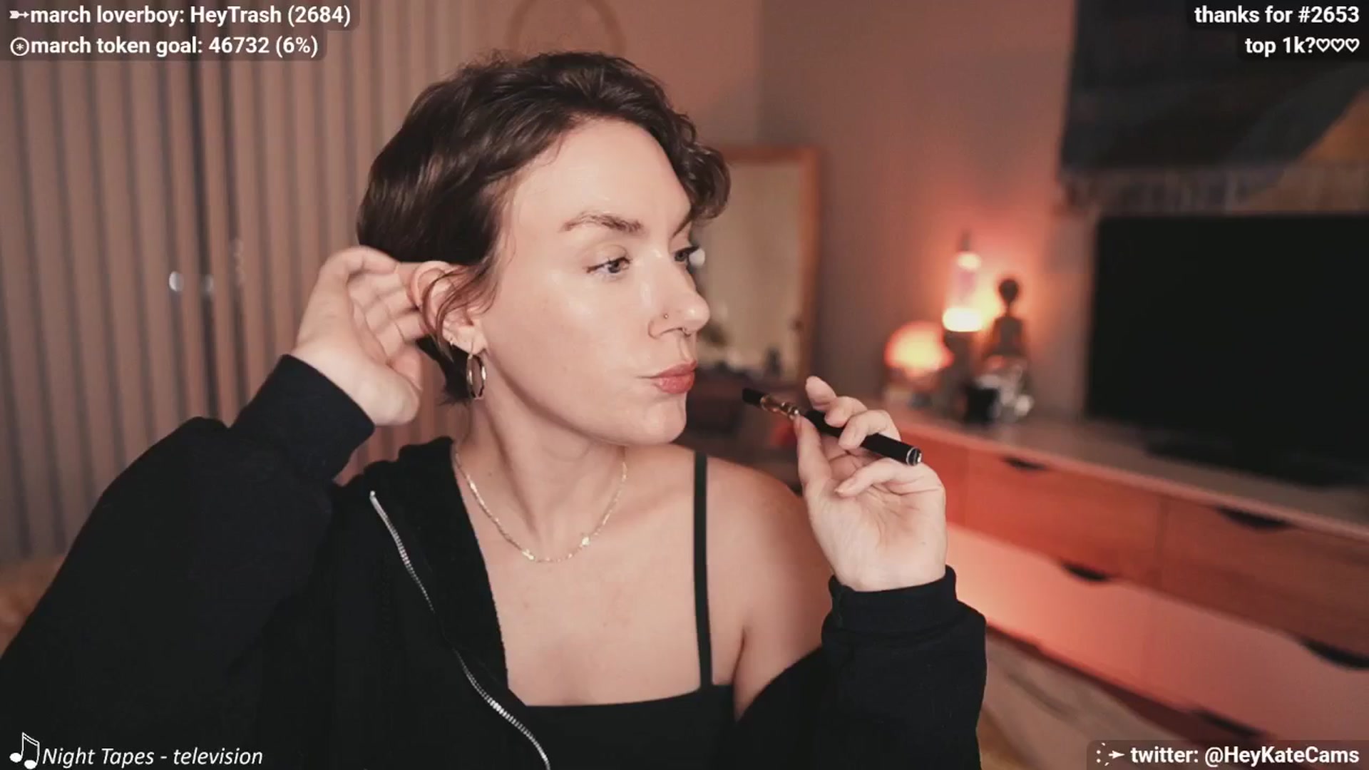 Gallery image thumbnail from HeyKate's myfreecams stream on, 03/06/2025, 03:04 image 10 of 20