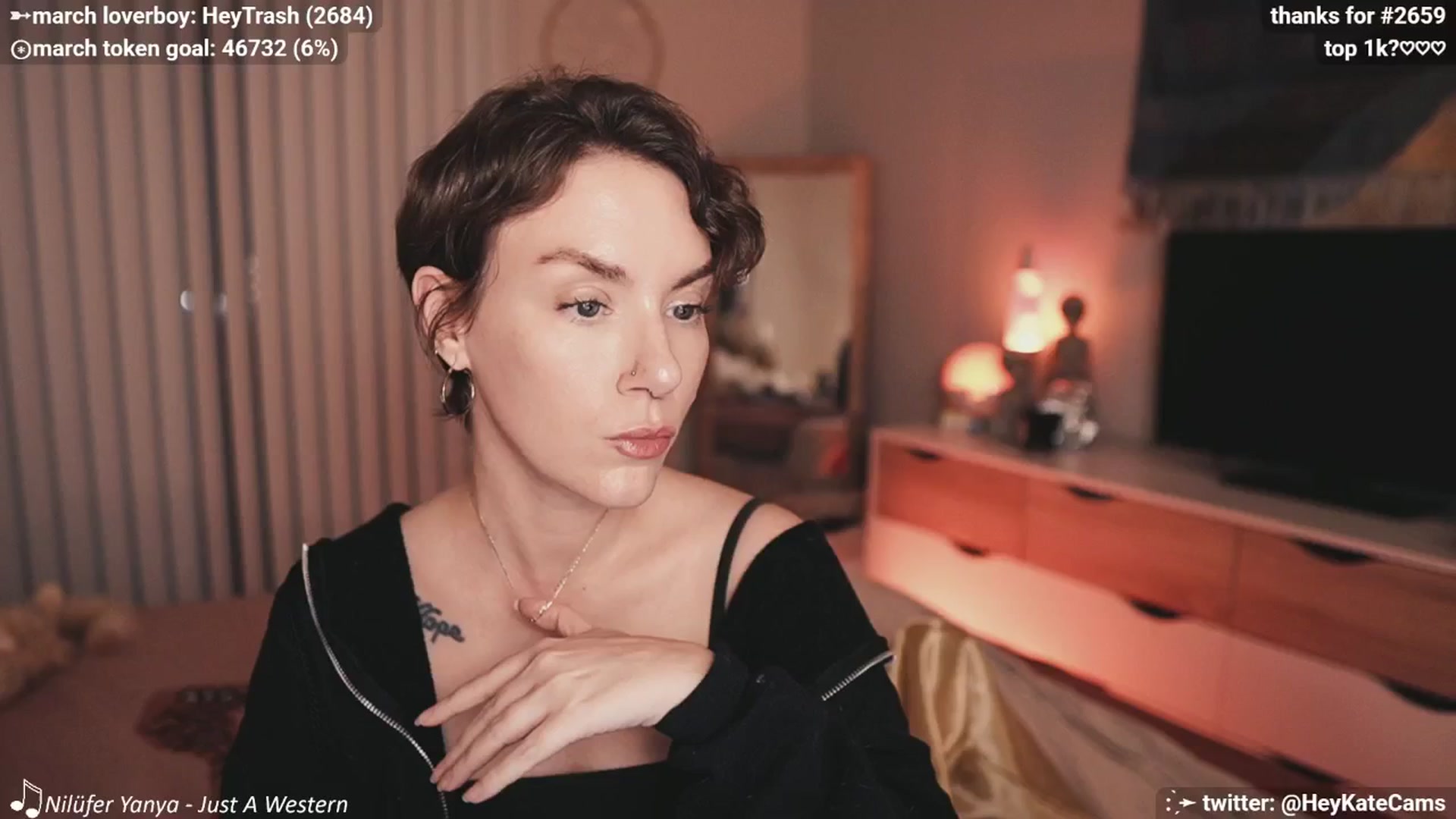 Gallery image thumbnail from HeyKate's myfreecams stream on, 03/06/2025, 03:04 image 19 of 20