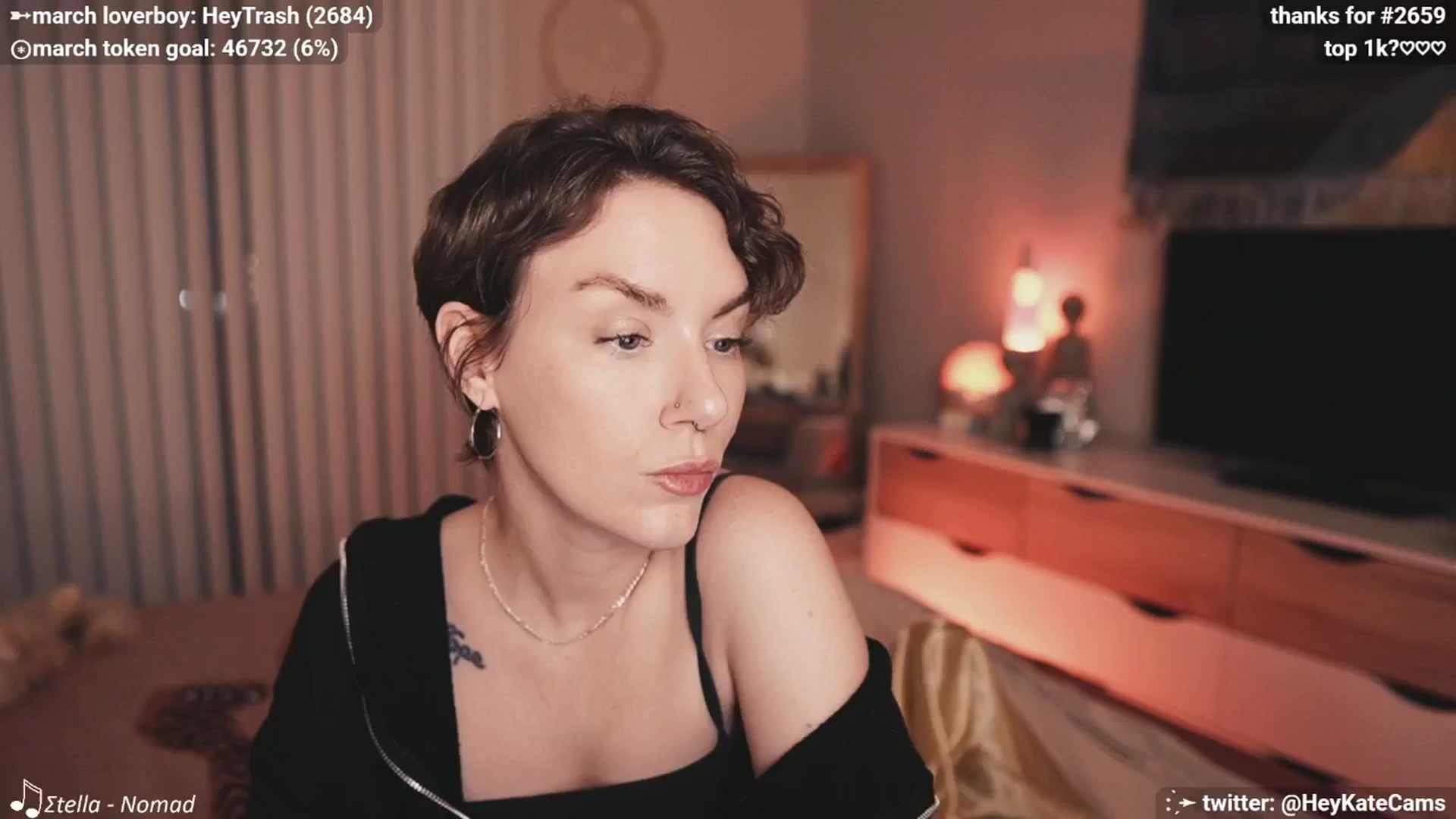 Gallery image thumbnail from HeyKate's myfreecams stream on, 03/06/2025, 03:04 image 17 of 20