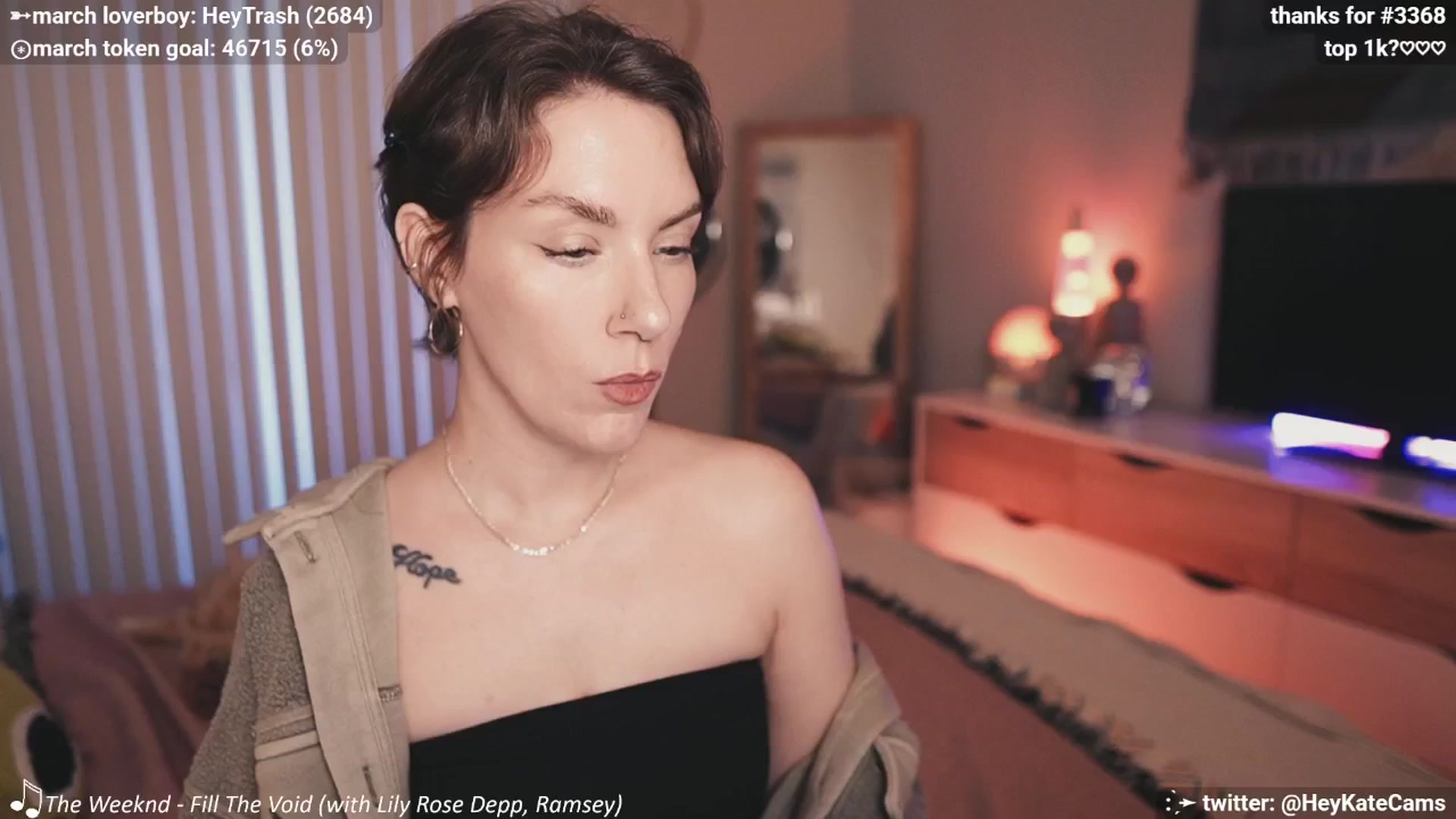 Gallery image thumbnail from HeyKate's myfreecams stream on, 03/08/2025, 02:18 image 2 of 20