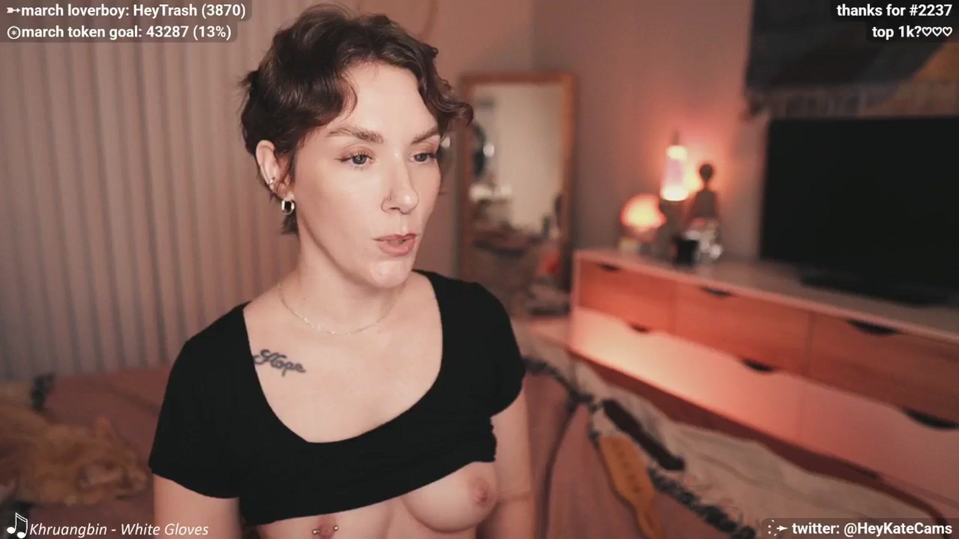 Gallery image thumbnail from HeyKate's myfreecams stream on, 03/09/2025, 03:53 image 20 of 20